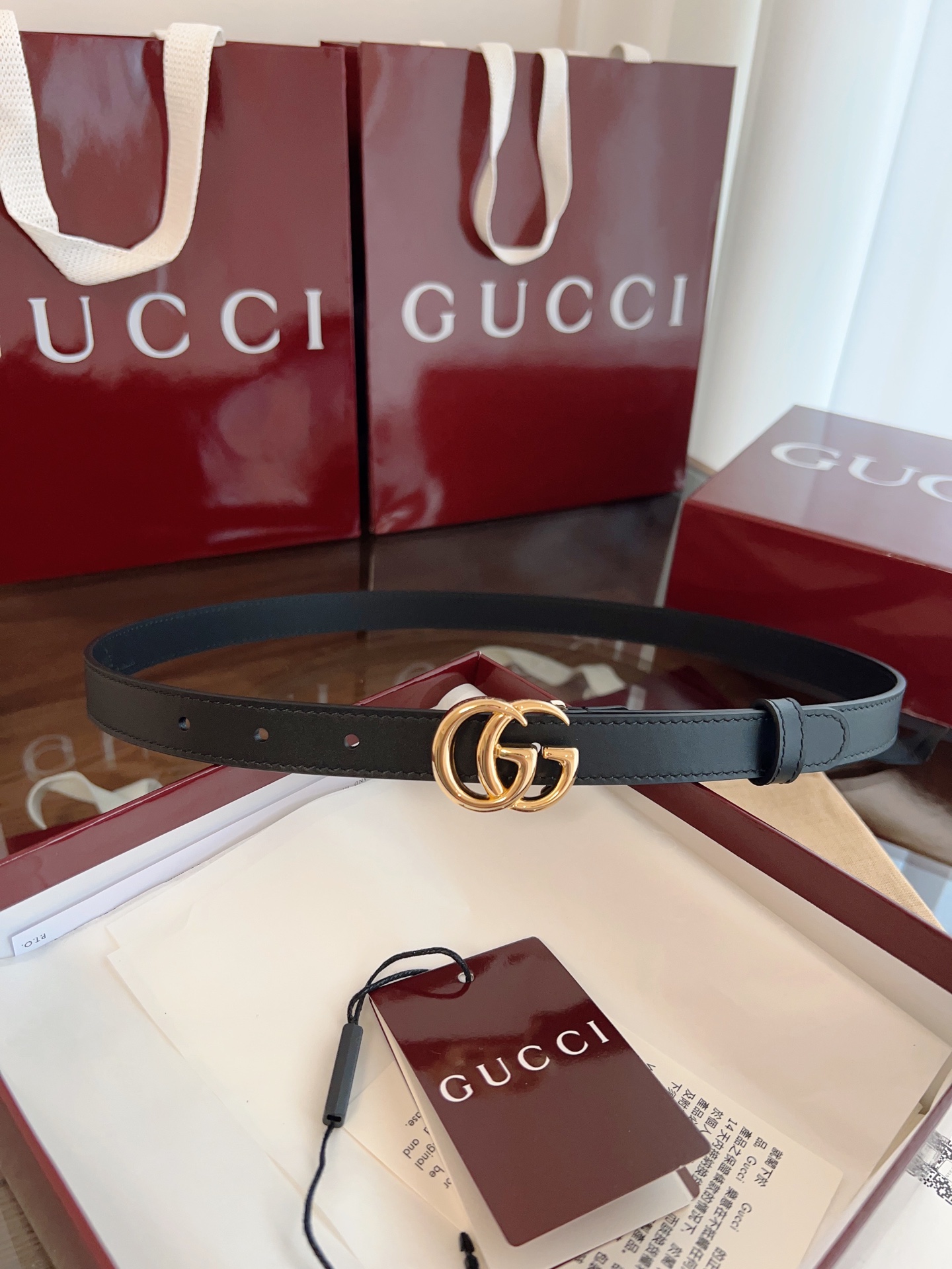  GUCCI 表面头层小牛皮 宽度2.0cm 专柜新版logo横标，原版进口南非皮底，精品双G铜扣  高