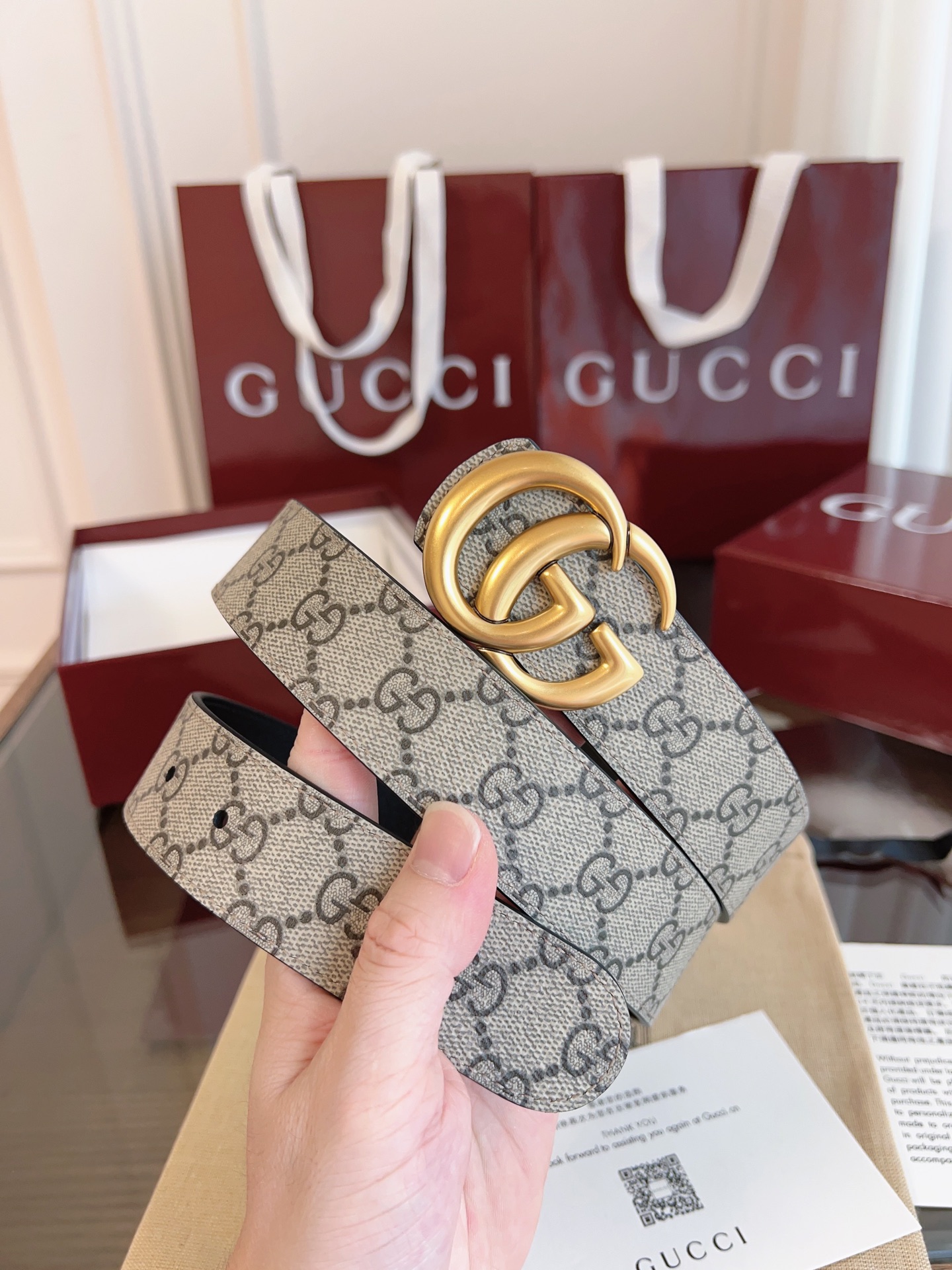 🅿️150 绝美gucci 双G男士新款腰帶 專櫃同步 寬3.5厘米 帶身帆布杏老花-拼進口猪皮紋黑色 精緻真空電鍍双G鋼扣 雙面可用