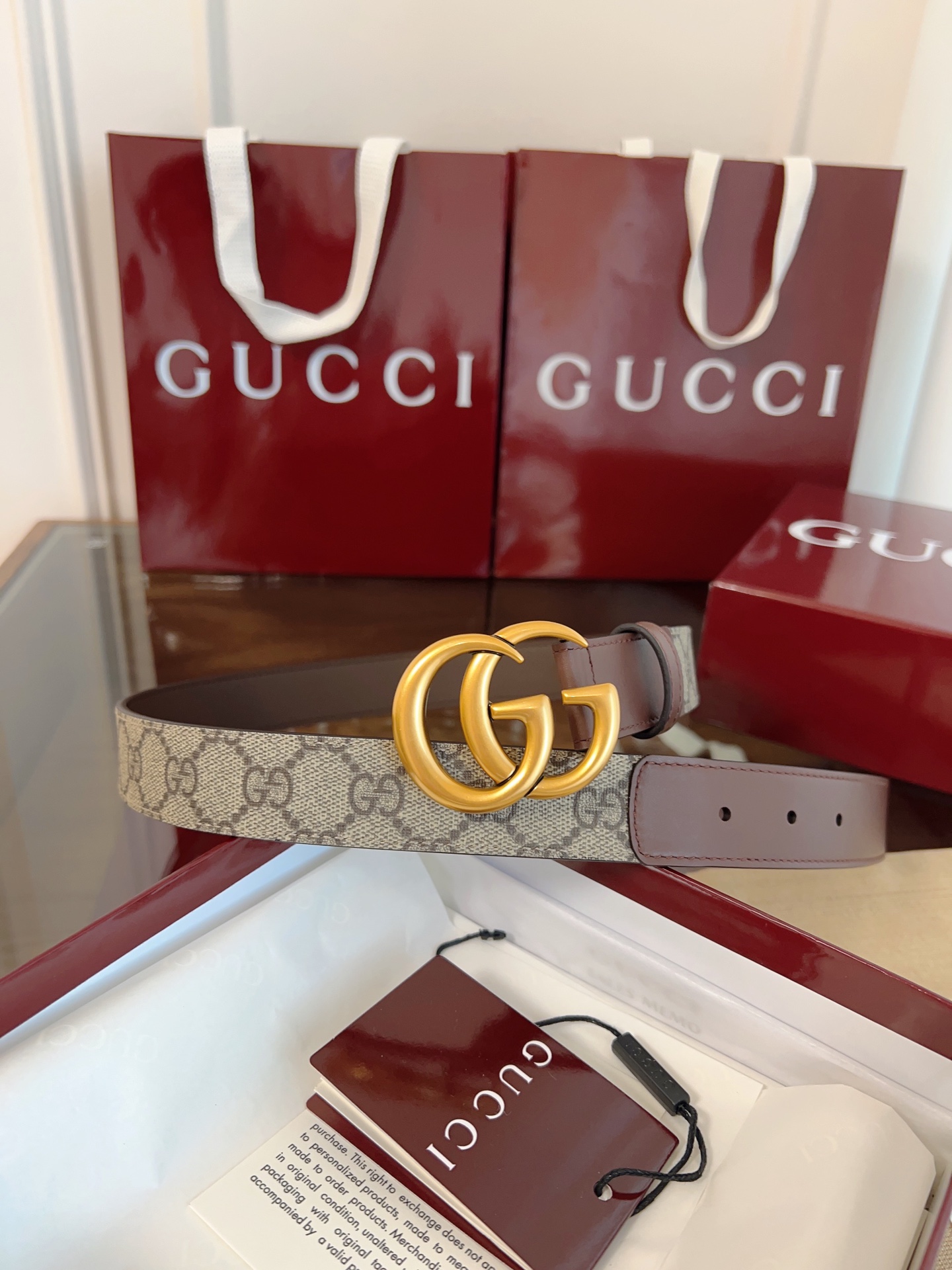 今年最时尚拼接系列 Gucci小牛皮拼接GG Supreme 老花帆布，对版3孔调节，横标logo编号:409417·92TLC 宽3.0cm 复古GG扣 P160