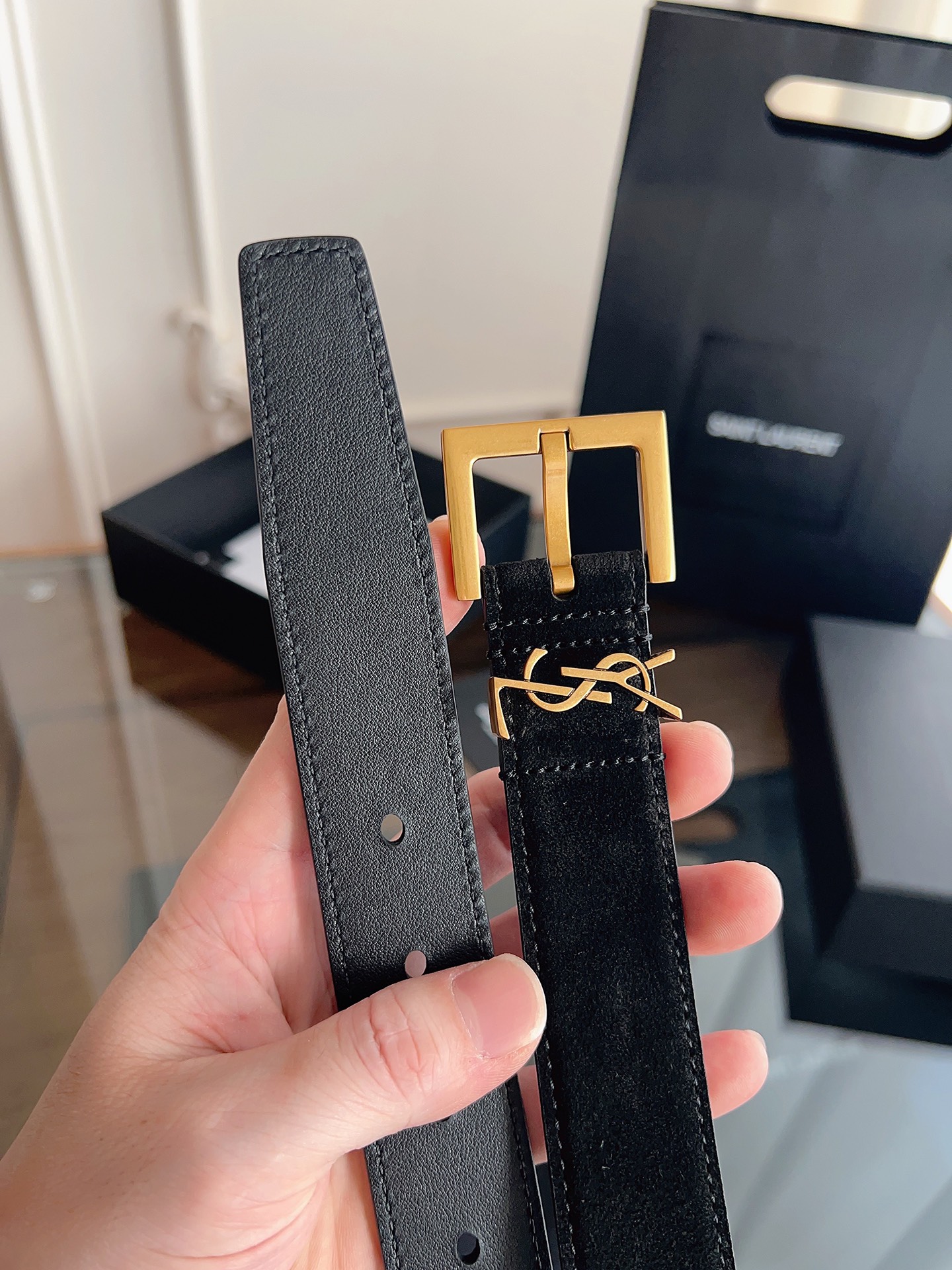 P ysl圣罗兰2026女士新款腰带，冬季爆款绒面原版皮，方形搭扣配以ysl标识腰带环，女士冬季必备款，