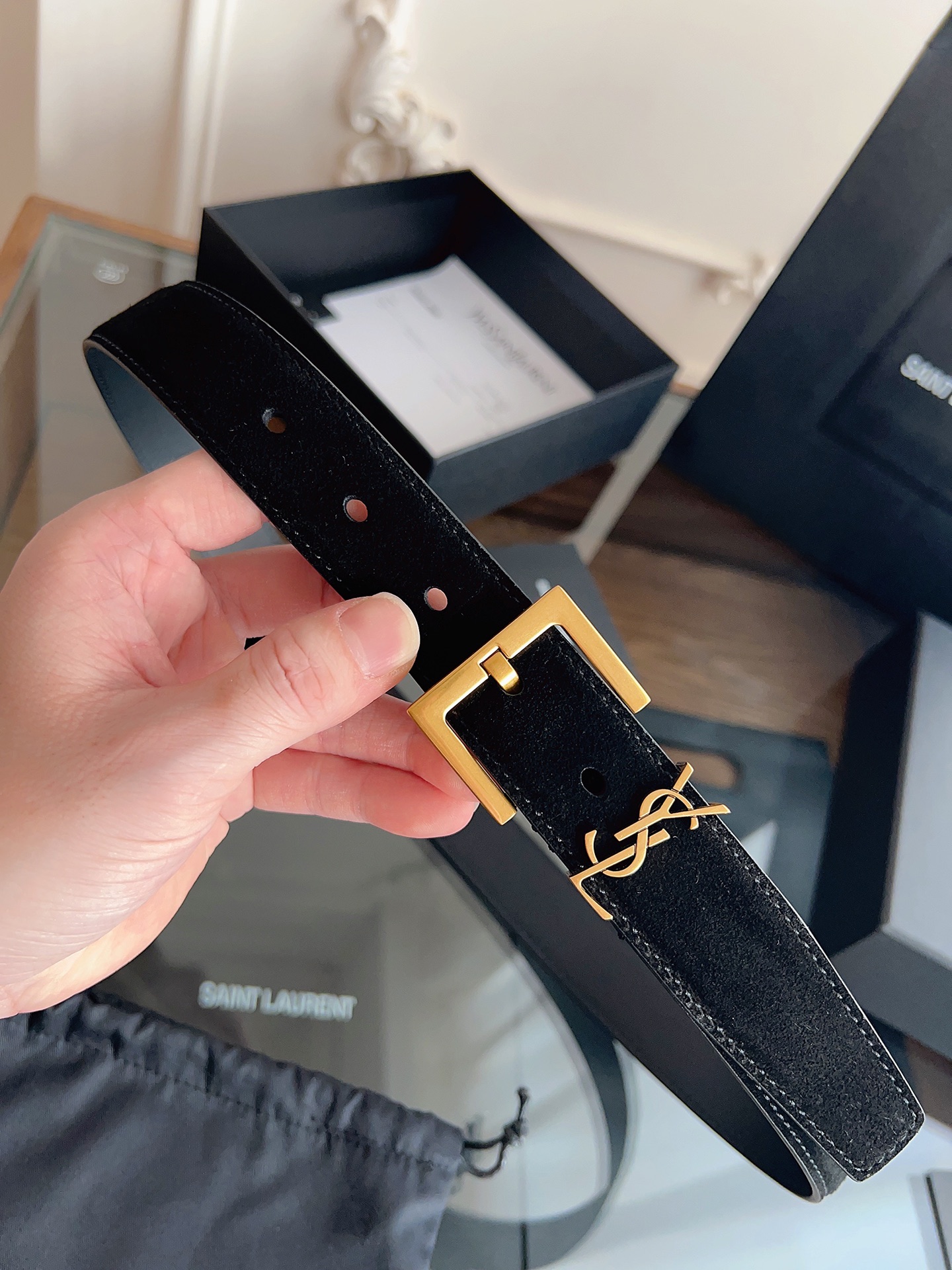 P ysl圣罗兰2026女士新款腰带，冬季爆款绒面原版皮，方形搭扣配以ysl标识腰带环，女士冬季必备款，