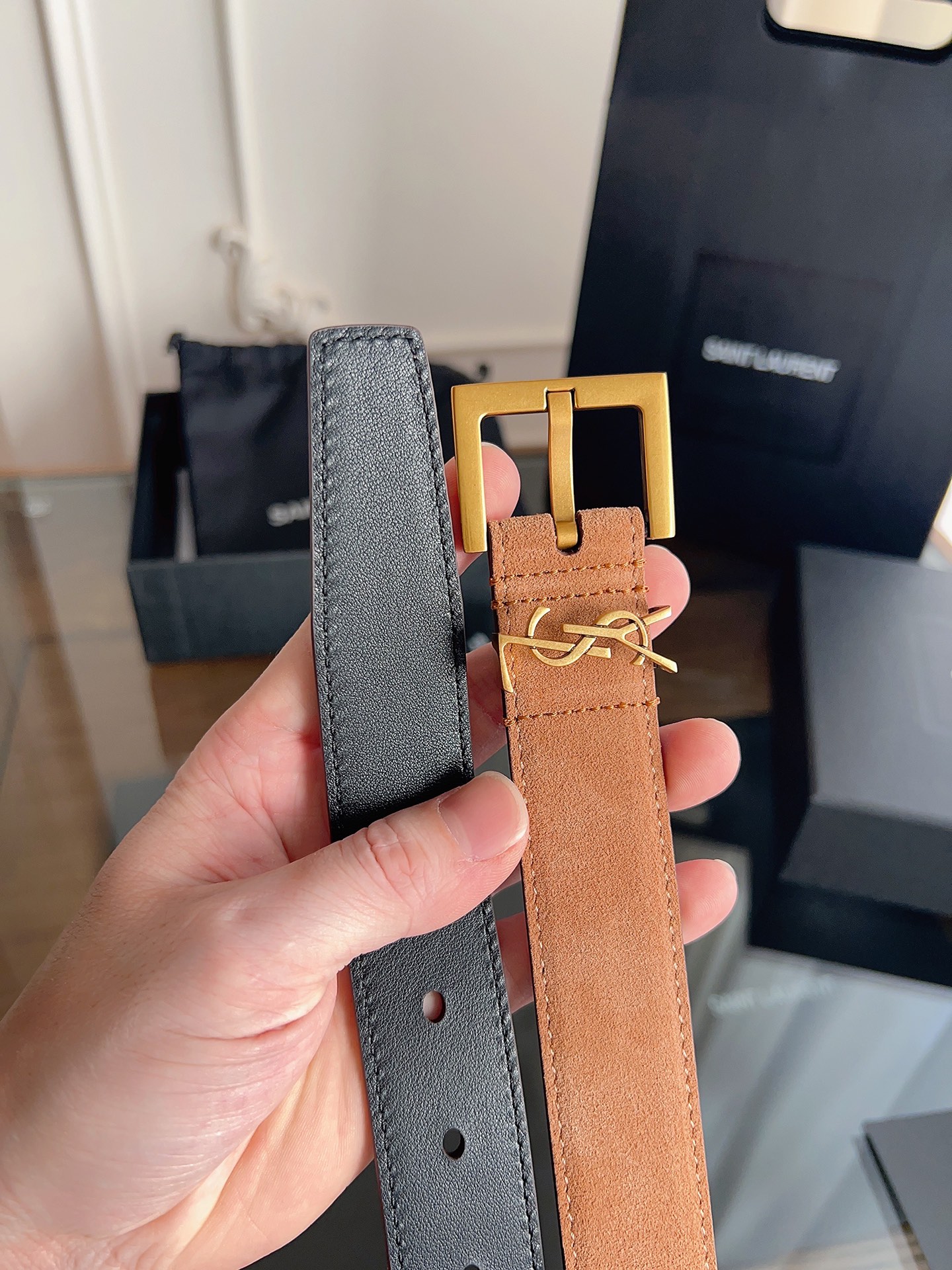 P ysl圣罗兰2026女士新款腰带，冬季爆款绒面原版皮，方形搭扣配以ysl标识腰带环，女士冬季必备款，