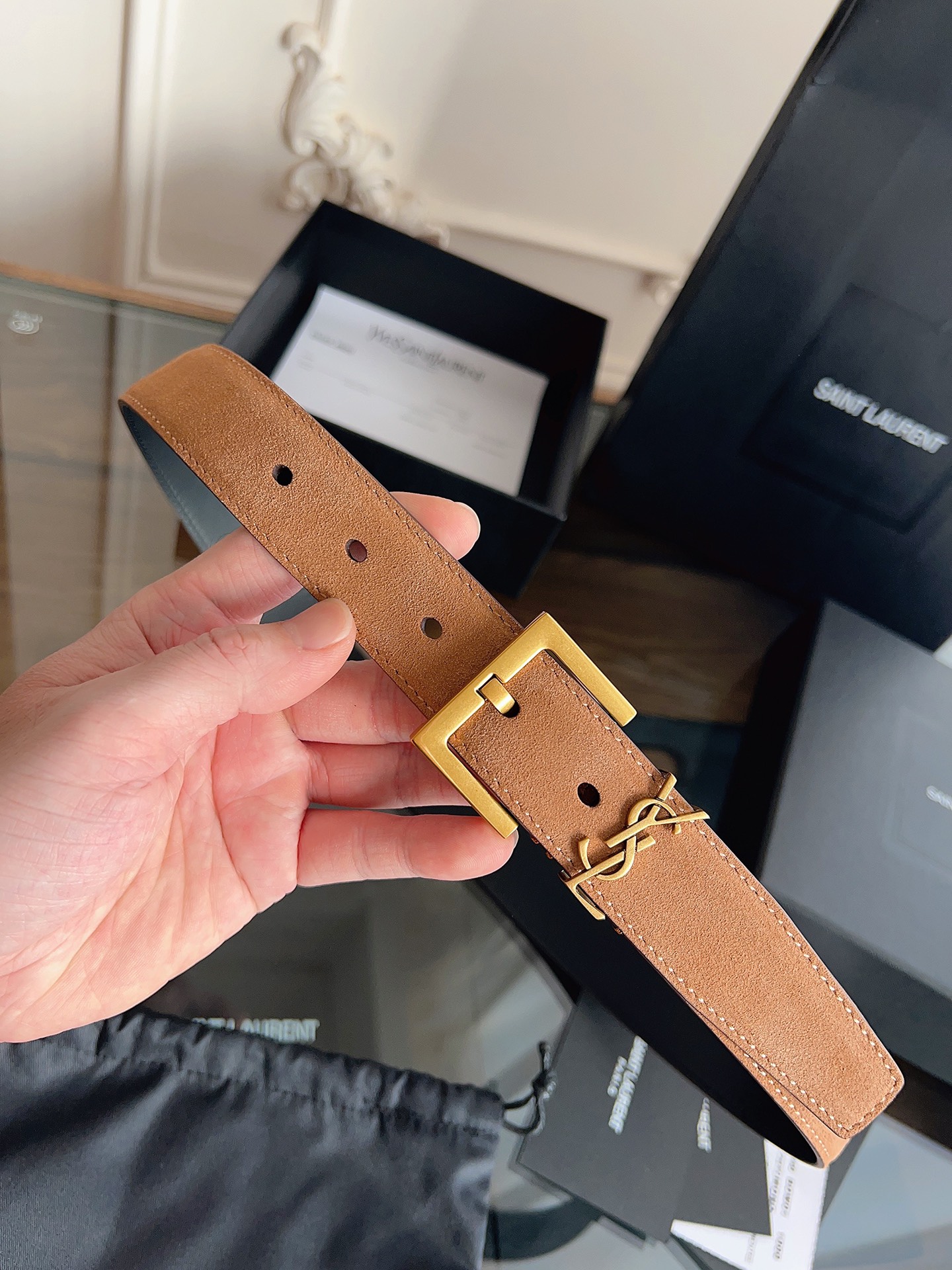 P ysl圣罗兰2026女士新款腰带，冬季爆款绒面原版皮，方形搭扣配以ysl标识腰带环，女士冬季必备款，