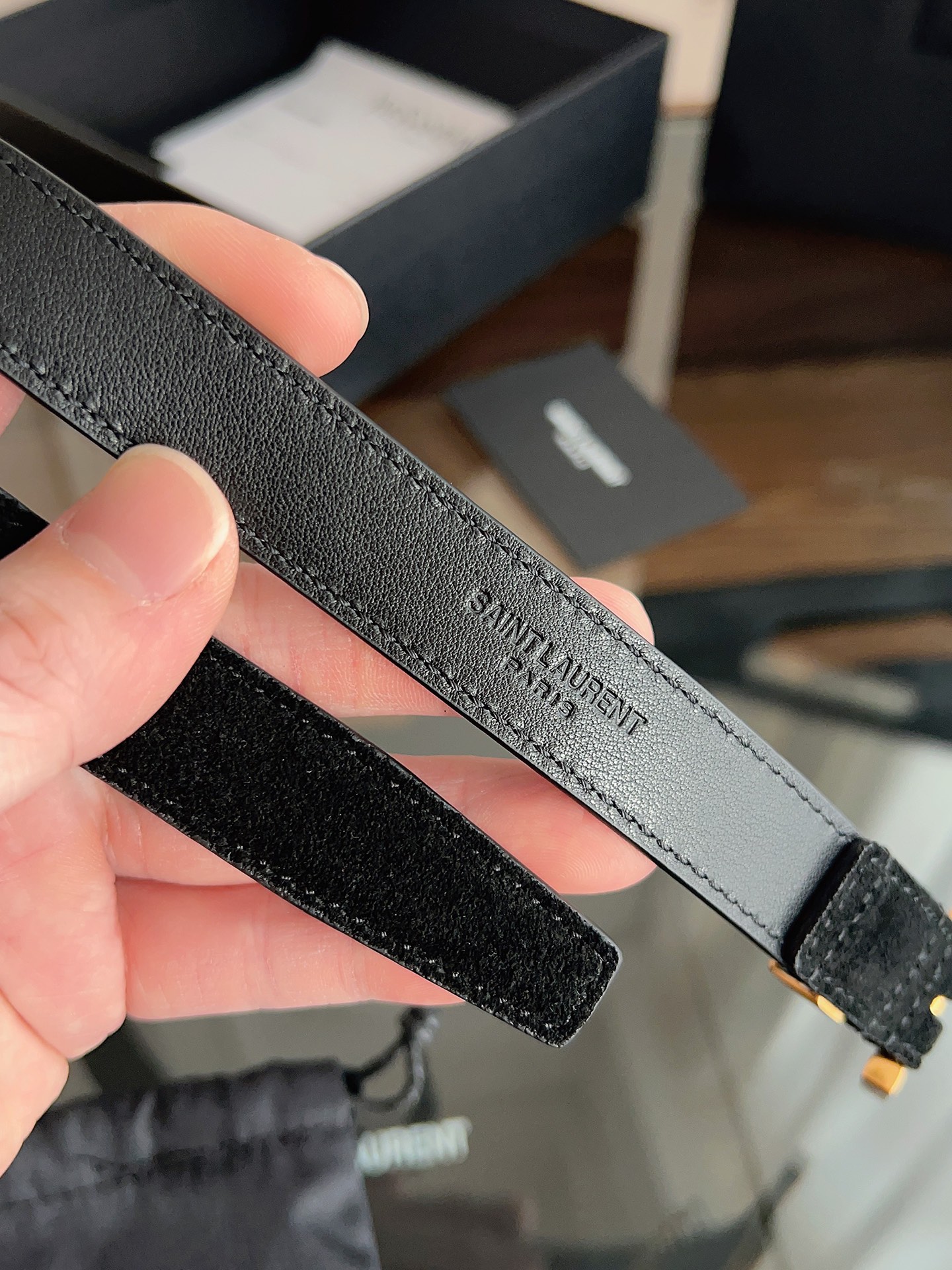 P ysl圣罗兰2026女士新款腰带，冬季爆款绒面原版皮，方形搭扣配以ysl标识腰带环，女士冬季必备款，