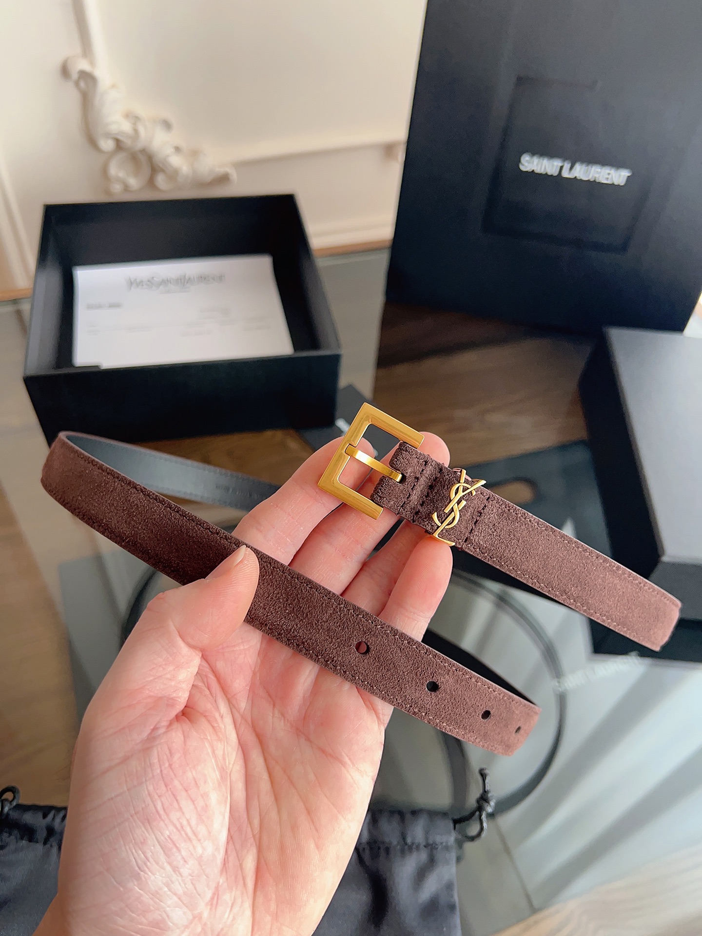 P ysl圣罗兰2026女士新款腰带，冬季爆款绒面原版皮，方形搭扣配以ysl标识腰带环，女士冬季必备款，