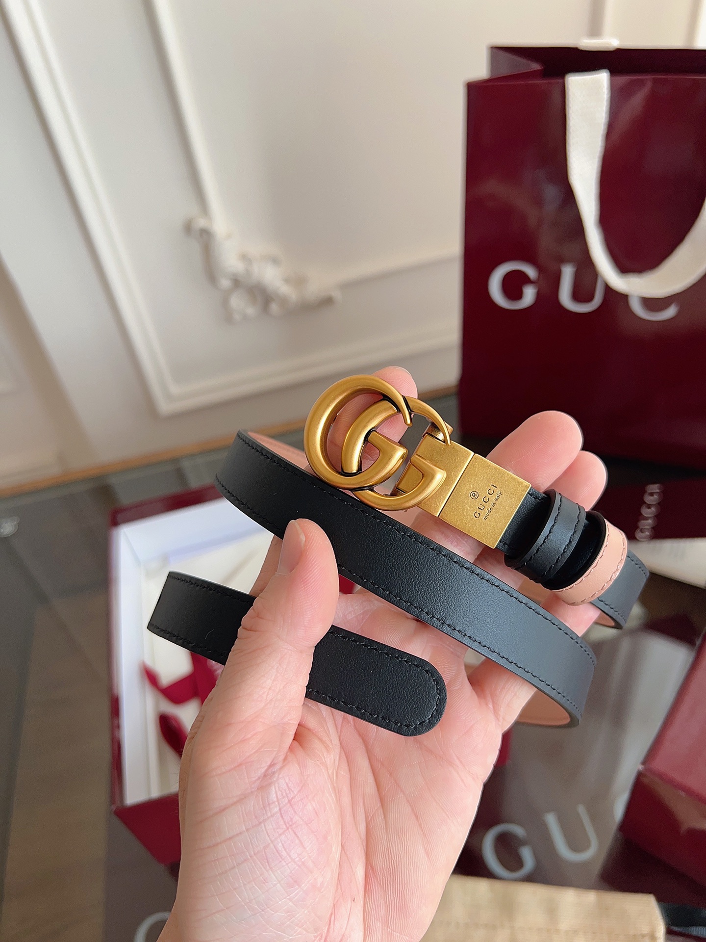 Gucci  92TIC 进口双面黑拼浅粉小牛皮 宽度2.0cm 复古GG旋转扣双面可用/可裁剪