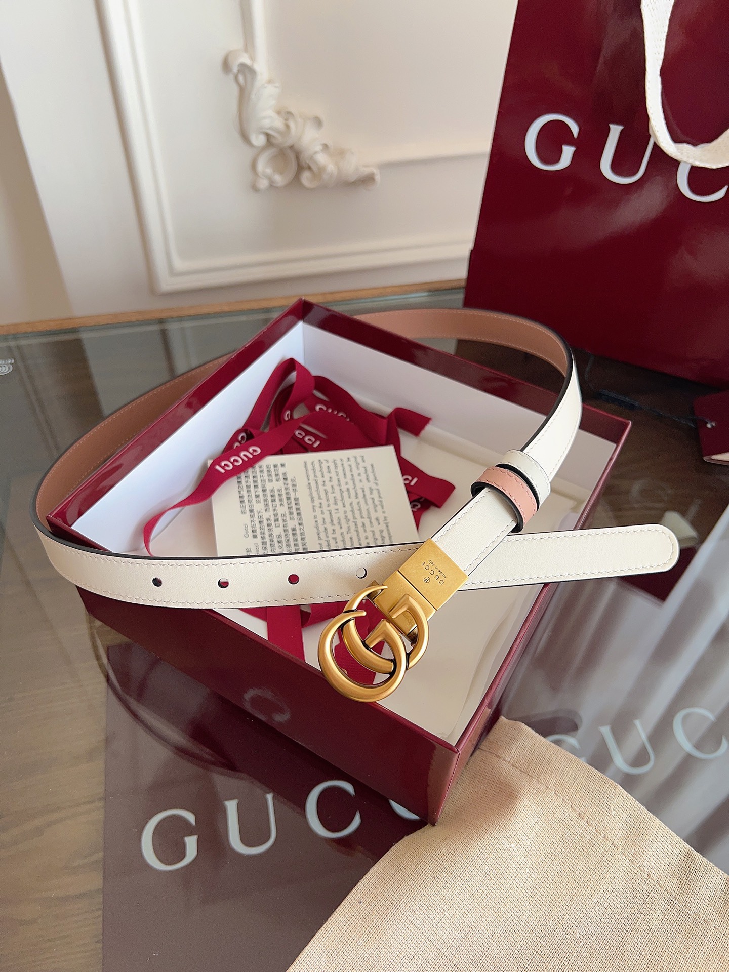 NO:882508,Gucci 659418 0YATC imported double-sided white and light pink calfskin width 2.0cm retro GG rotating buckle double-sided/cuttable, belt, gucci, cowhide19860909Gucci 659418 0YATC 进口双面 白拼浅粉小牛皮 宽度2.0cm 复古GG旋转扣双面可用/可裁剪,皮带,gucci,cowhide,Belt