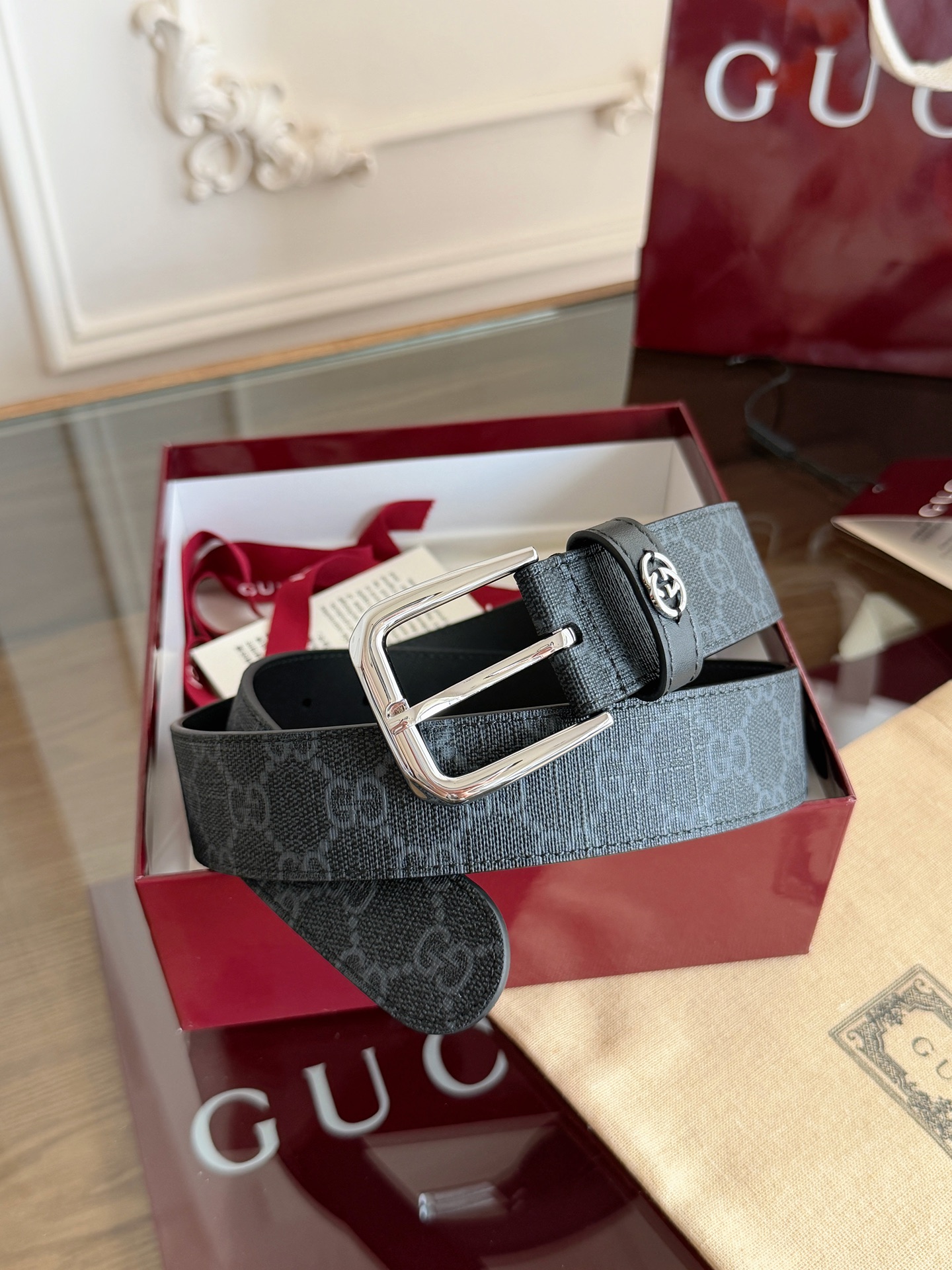 Gucci 款号  92TIN 1000 表面材料是黑色定制PVC 反面定制硅胶皮 宽度3.5cm 皮圈
