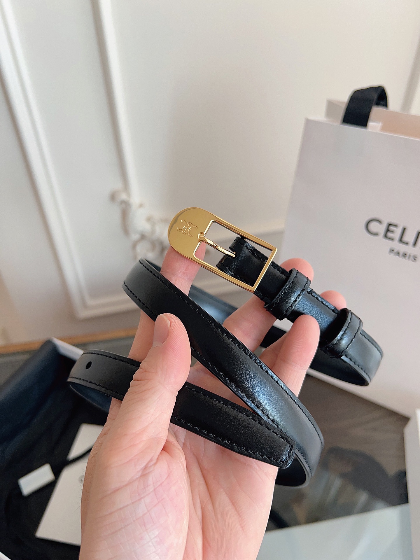 NO:882536,CLINE Celine VIVIENNE medium TAURILLON 18mm belt cow leather cow leather lining gold finish rectangular buckle width 1.8cm recommended popular models for women, belts, celine, cowhide19860909CLINE 赛琳VIVIENNE中 TAURILLON 18毫米皮带 牛皮革 牛皮革衬里 金色饰面 长方搭扣 宽度1.8cm 女款爆款推荐,皮带,celine,cowhide,Belt