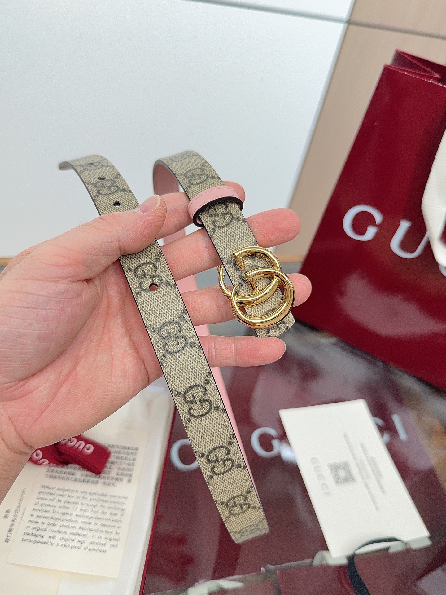 绝美gucci G女式新款腰帶 專櫃同步 寬2.0厘米 帶身帆布杏老花-拼進口小牛皮粉色 精緻真空電鍍双G型鋼扣 雙面可