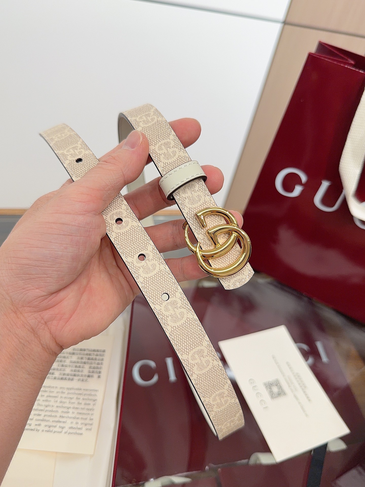 绝美gucci G女式新款腰帶 專櫃同步 寬2.0厘米 帶身帆布燕麦色老花-拼進口米白小牛皮 精緻真空電鍍双G型鋼扣 雙