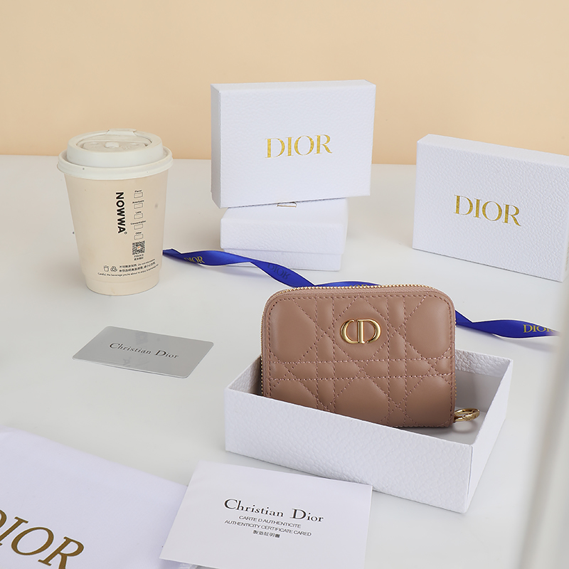 Dior Beige crossbody everyday