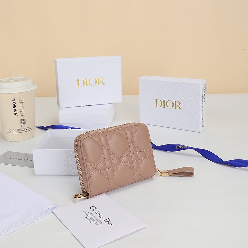 Dior Beige crossbody everyday