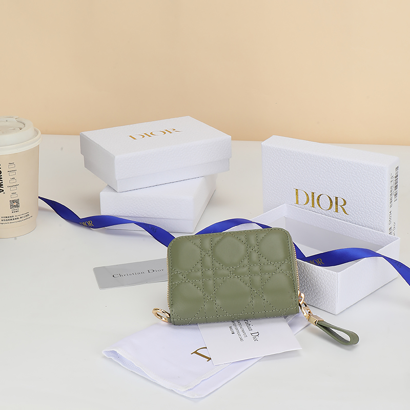Dior S5304UTZQ M928 TU Olive Green mini everyday