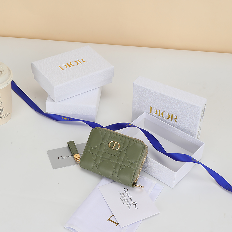 Dior S5304UTZQ M928 TU Olive Green mini everyday