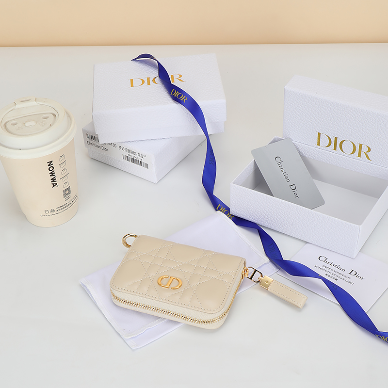 Dior Beige crossbody everyday