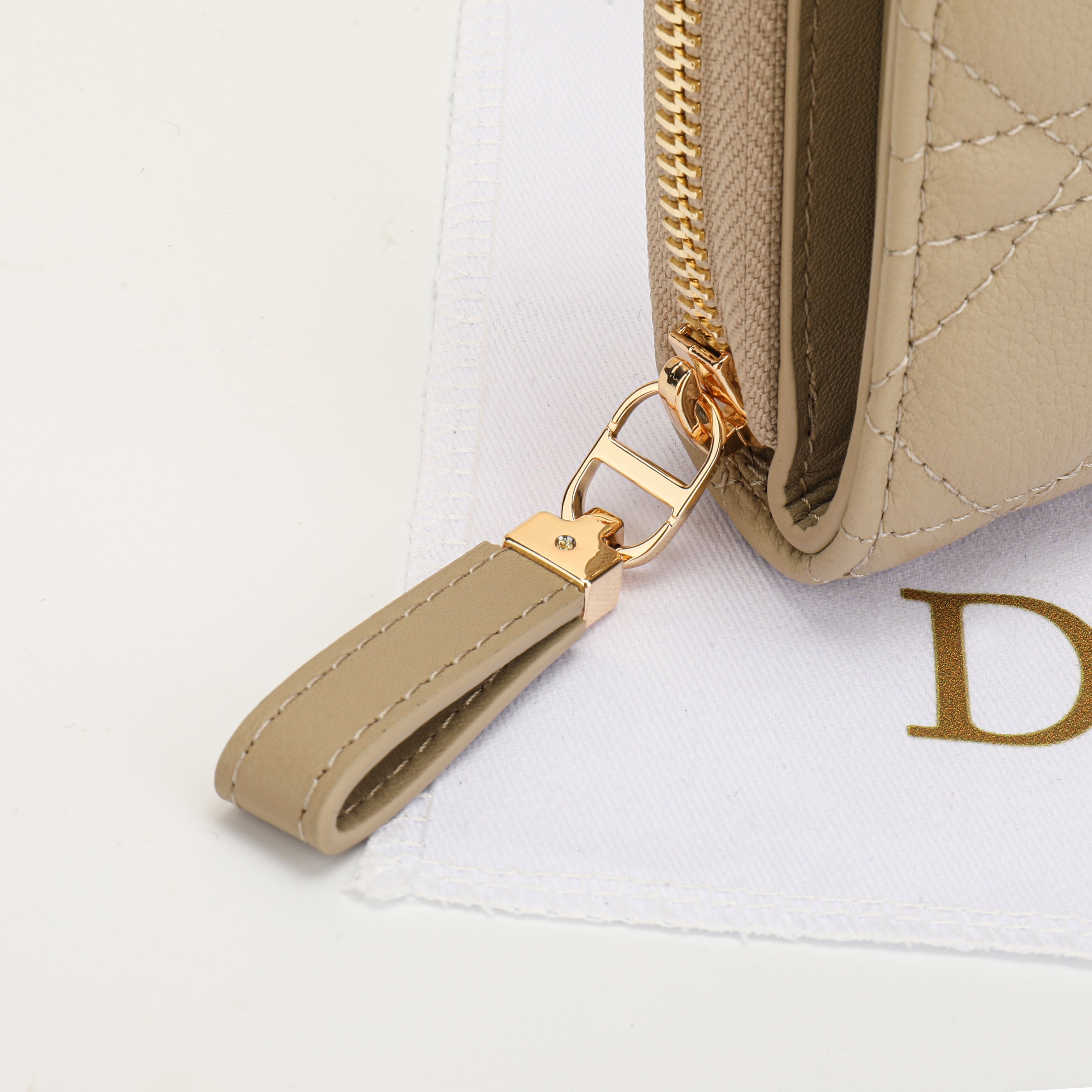 Bolsa Dior S5032 UWHC_M900_TU — photo 7