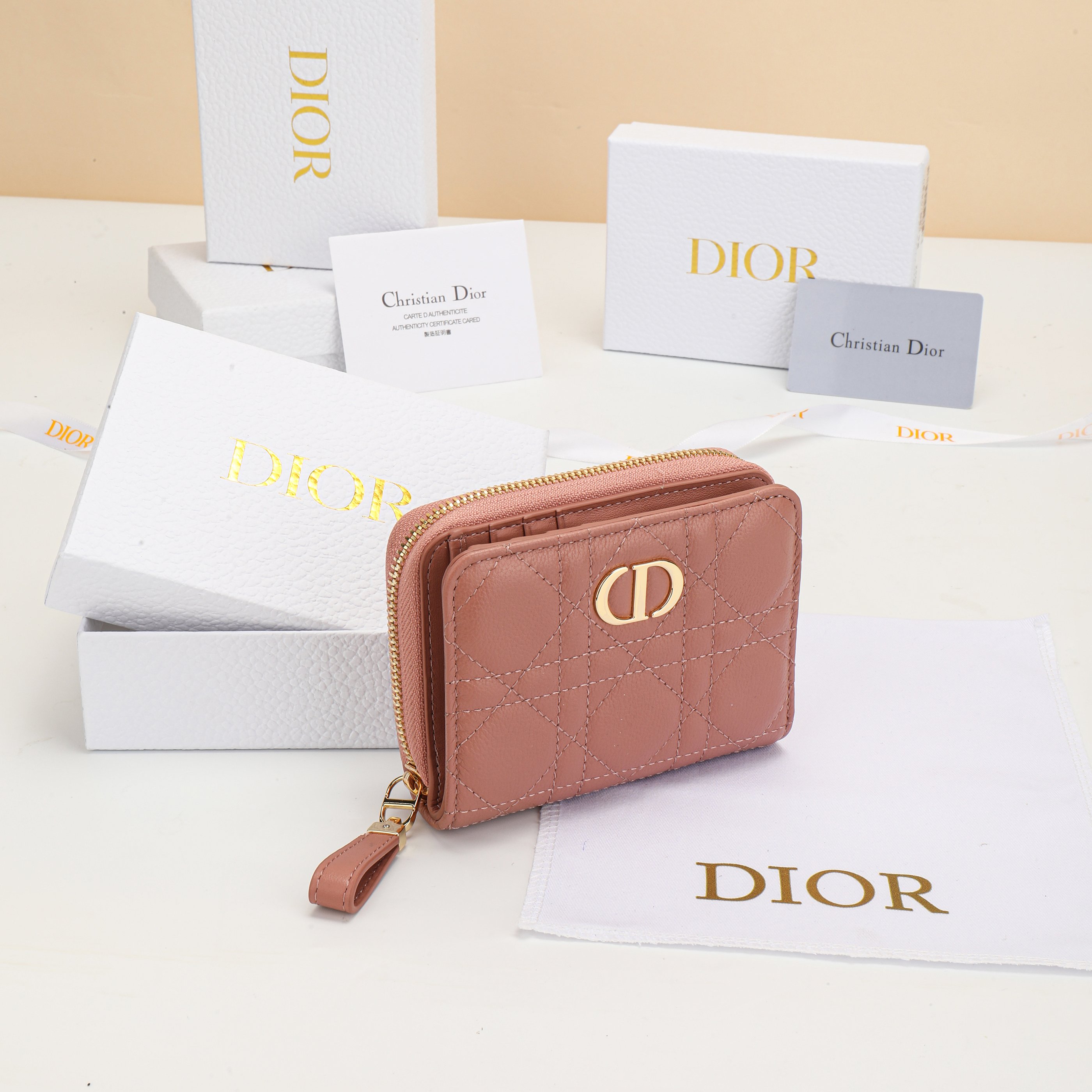 Dior S5032UWHC M900 Pink everyday