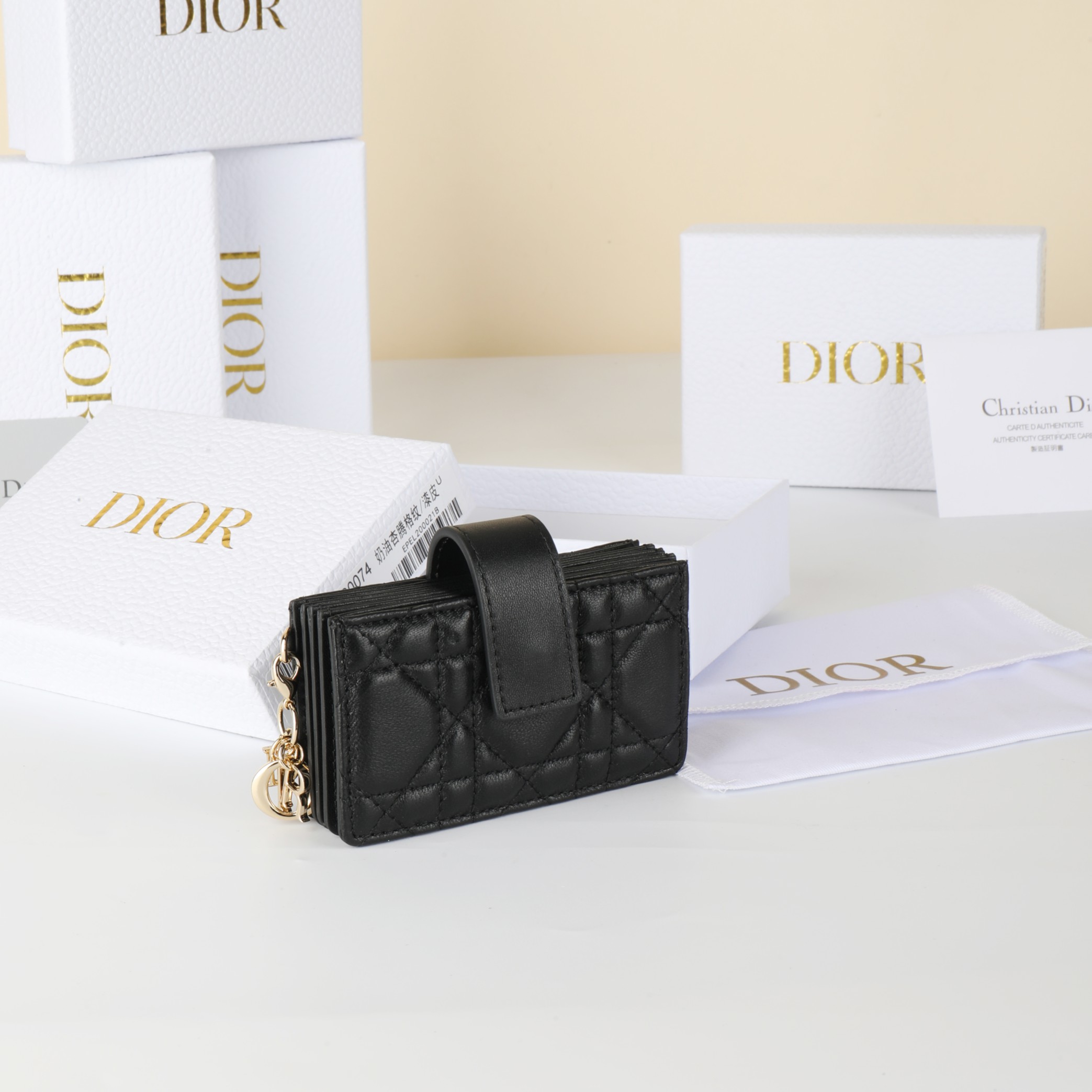 Dior Black everyday