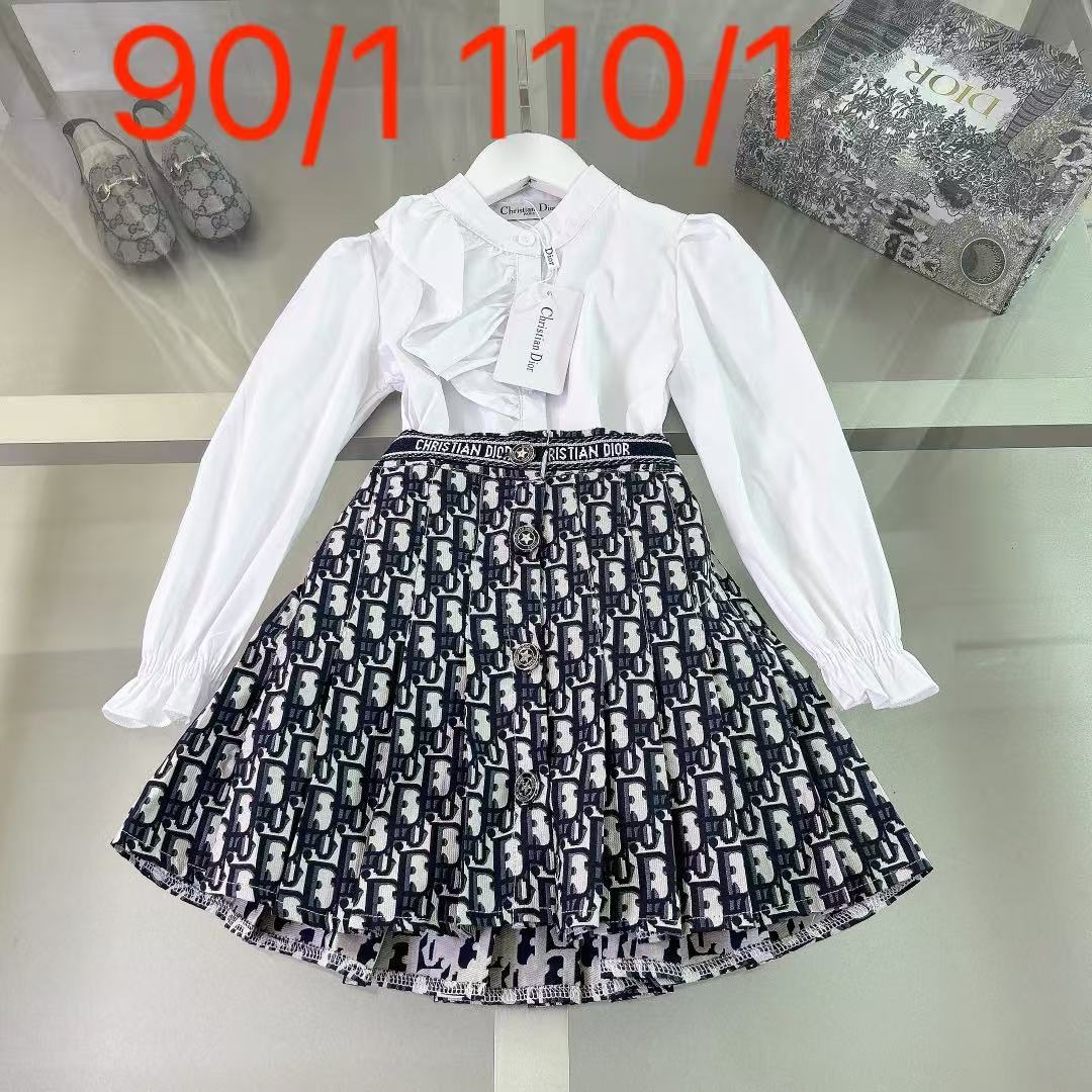 _dt_9sLrFNsE_9tMlUmT2WNgGwwAZB8uJGCxvZig