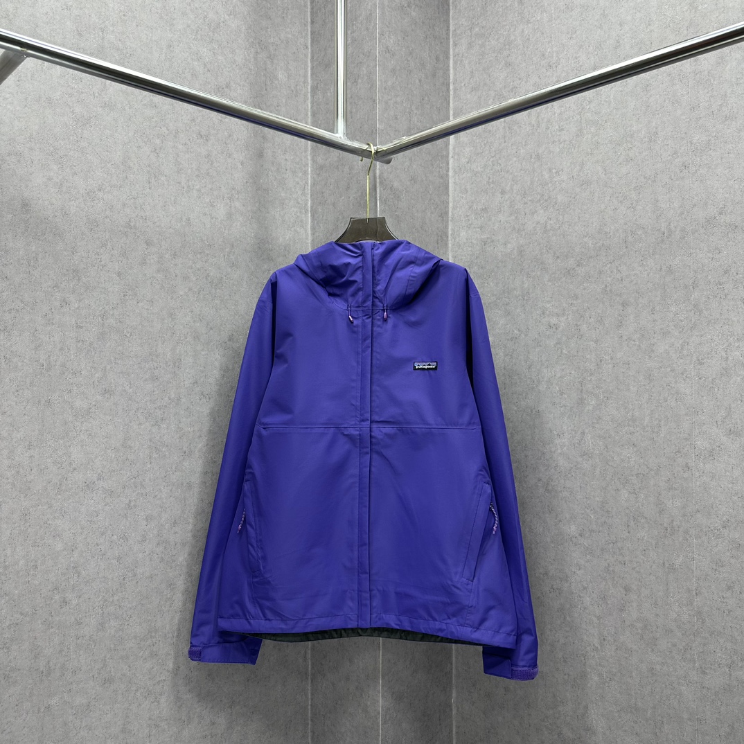 Patagonia Torrentshell 3L Jacket: Waterproof Outdoor Hard-Shell Jacket with Advanced Features