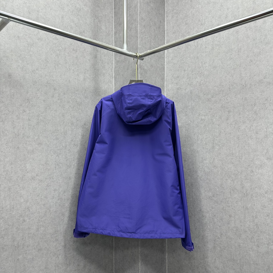 Patagonia Torrentshell 3L Jacket: Waterproof Outdoor Hard-Shell Jacket with Advanced Features - 图片 2