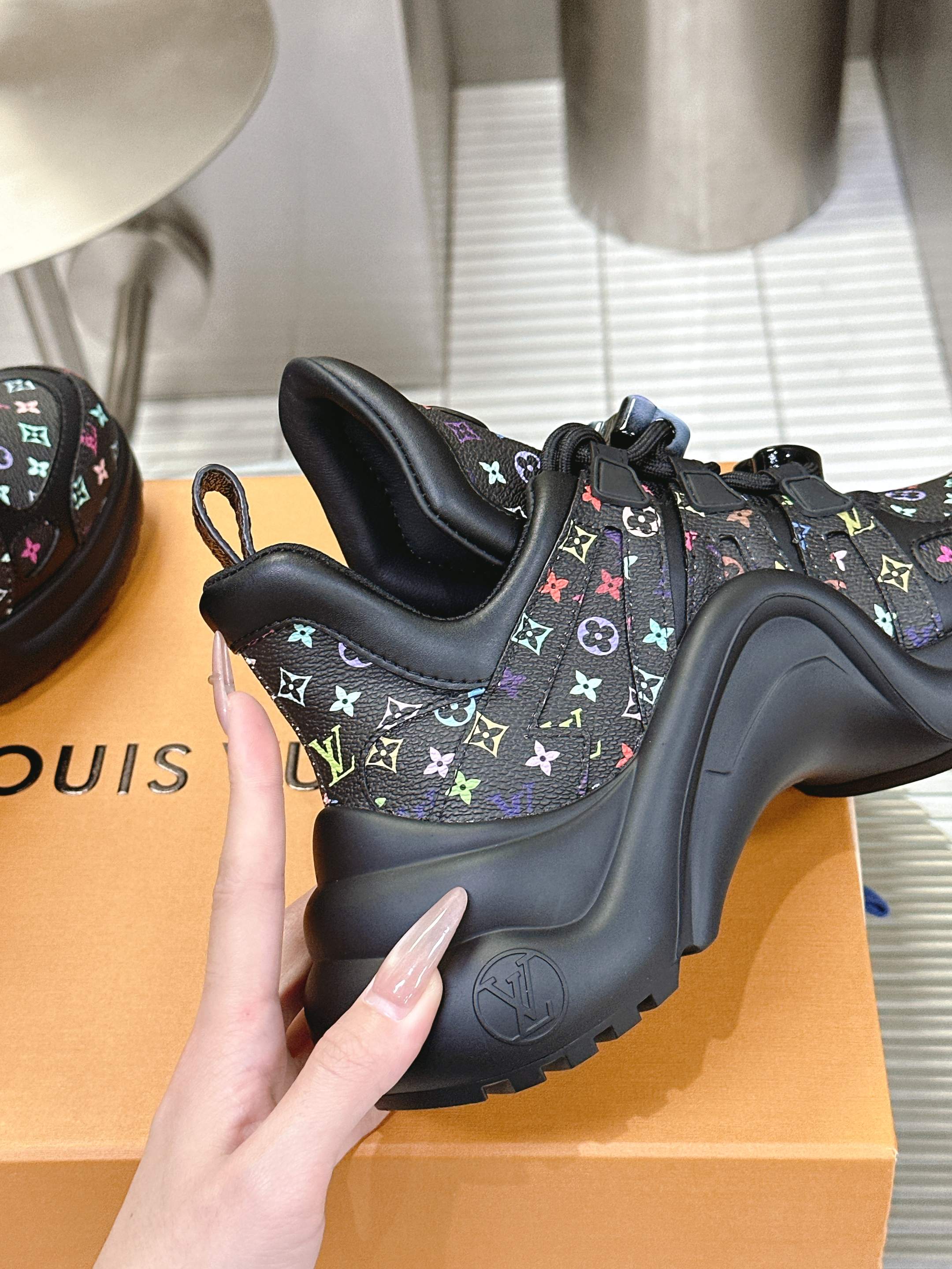 Louis Vuitton Archlight Sneakers - Limited Edition, Designer Athletic Shoes 9 a1741797837314 7664