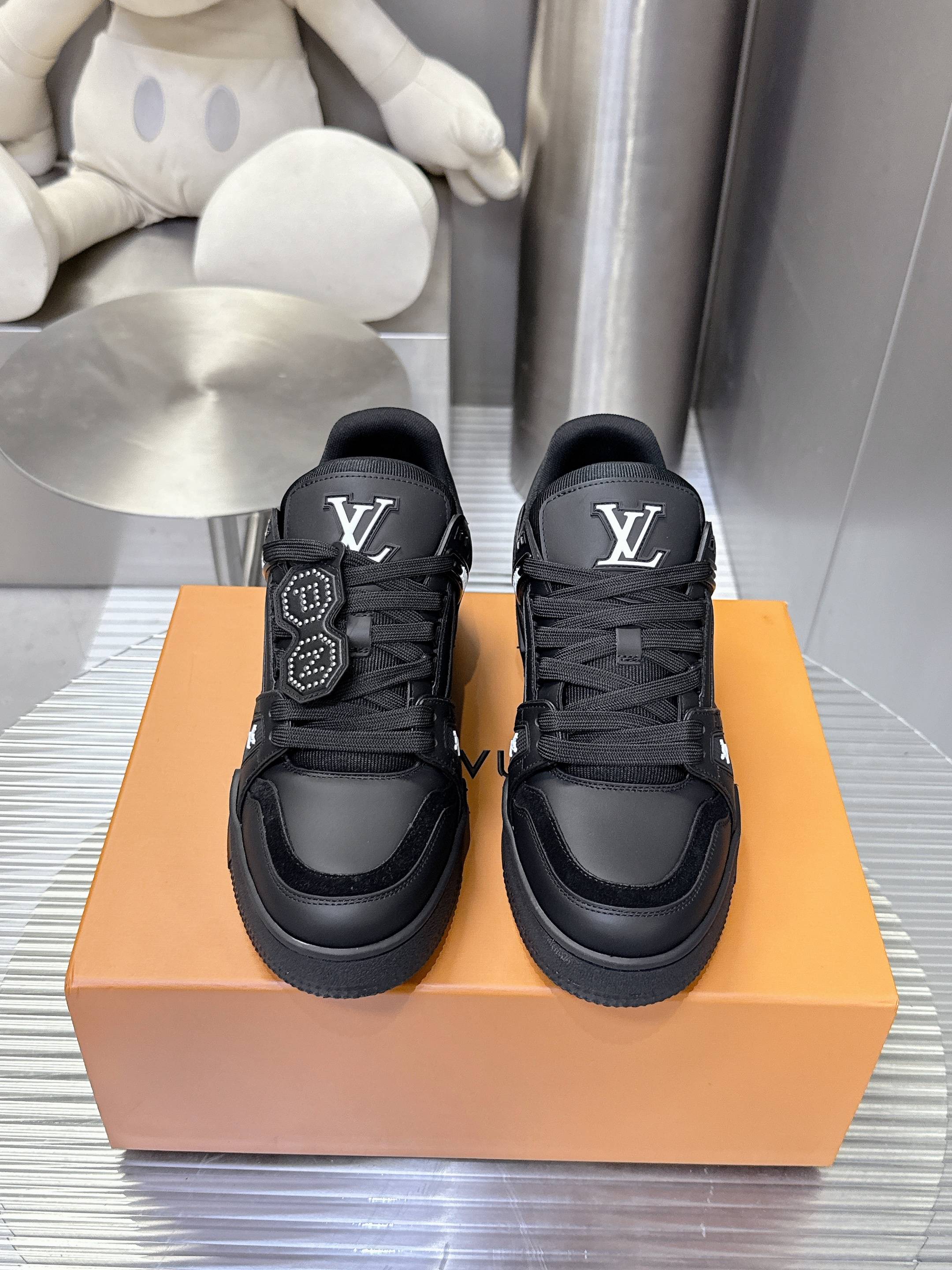 NO:446157,Couple style!  # Low-top sneakers, exclusive custom cowhide upper, outsole TPU, mold fee 2w+ texture comparable to the original version, footbed polymetallic micro-material and breathable British mesh, the original details are consistent, please pay attention to distinguish between the market currency materials Size35-46 (male 38.46 women 41 needs to be customized), casual shoes/sneakers, cowhide19860909情侣款！# 低帮运动鞋 鞋面独家订制牛皮 大底TPU、模具费2w+ 质感媲美原版 垫脚聚米微料加透气英伦网布 细节原版一致 请注意区分市面通货材料 Size35-46码（男38.46女41需要订做）,休闲鞋/运动鞋,sneakers,cowhide,Women's Shoes