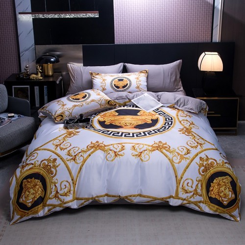 Luxury Washed Silk Bedding Set - Soft, Breathable, and Cool for Summer Nights 1 Luxury Washed Silk Bedding Set - Soft, Breathable, and Cool for Summer Nights