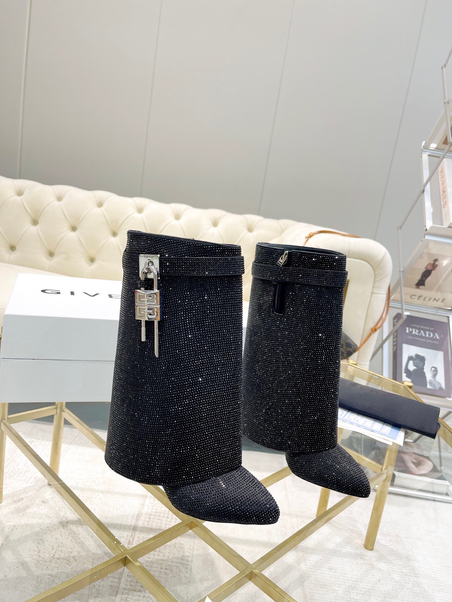 _diR9sWAXbpM-cKnJXTfQ-Y0kZjKkZUQxDYigbjg