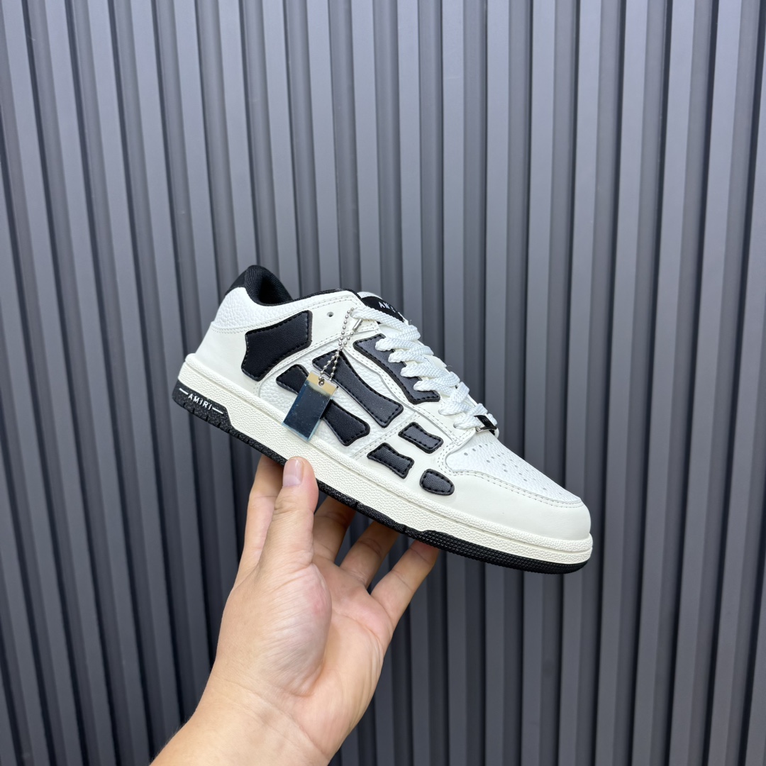 Amiri Bone Runner Sneakers: Fashionable Low-Top Sneakers for Men and Women 4 i1731732063 8688 3