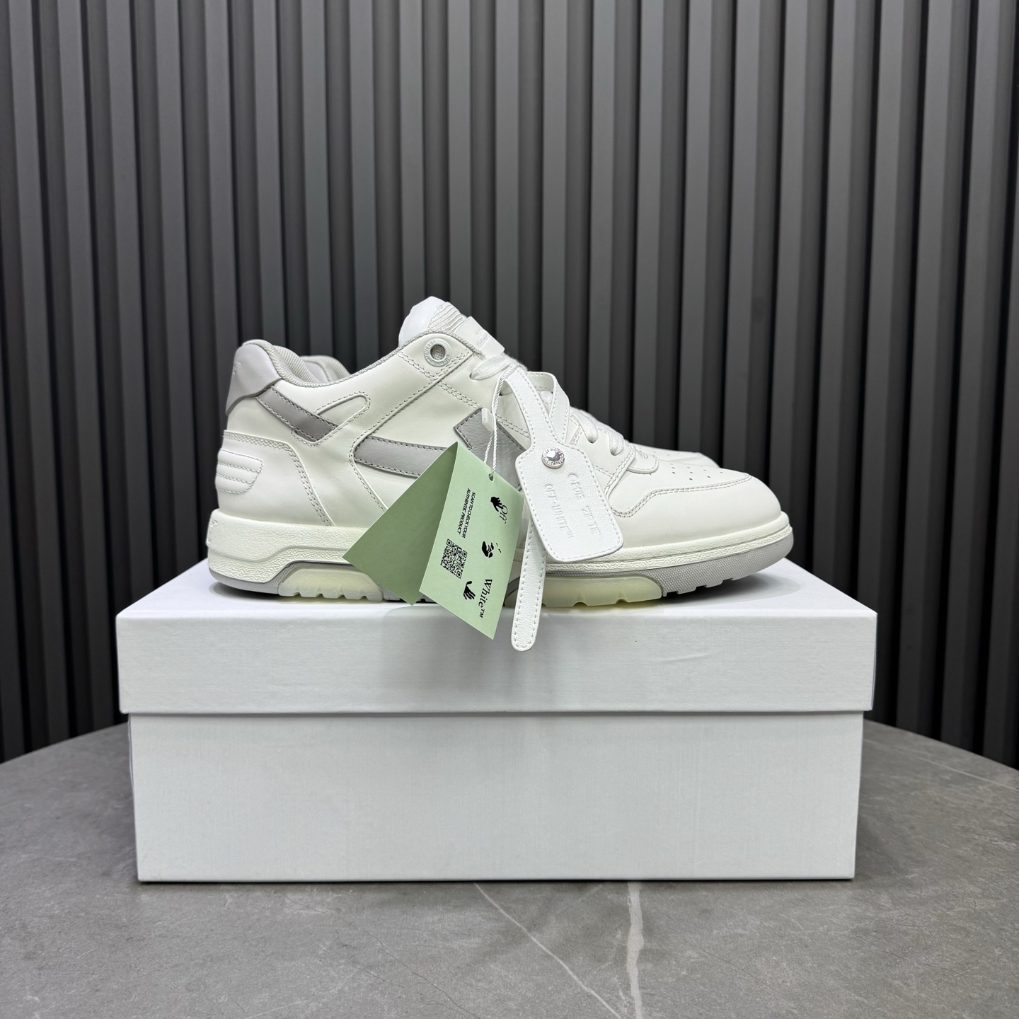 NO:353792,OFF WHITE couple model 35-40 women's model 39-46 men's model, off white19860909OFF WHITE情侣款35-40女款39-46男款,,off white,Men's shoes