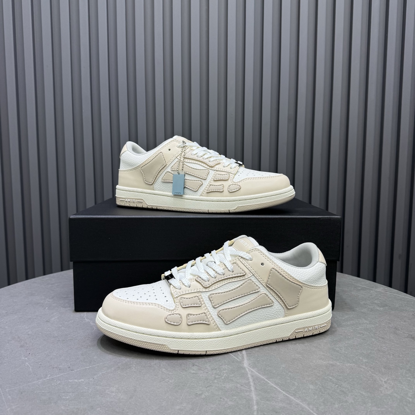 Amiri Bone Runner Sneakers: Fashionable Street Style for Men and Women 9 i1745502238618 8069 0 7