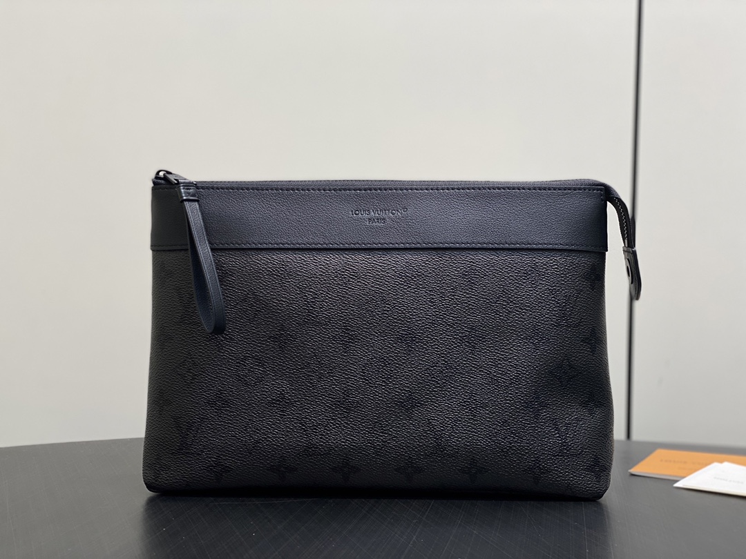 LV Style Black Leather Travel Bag Lookbook Reference image 1