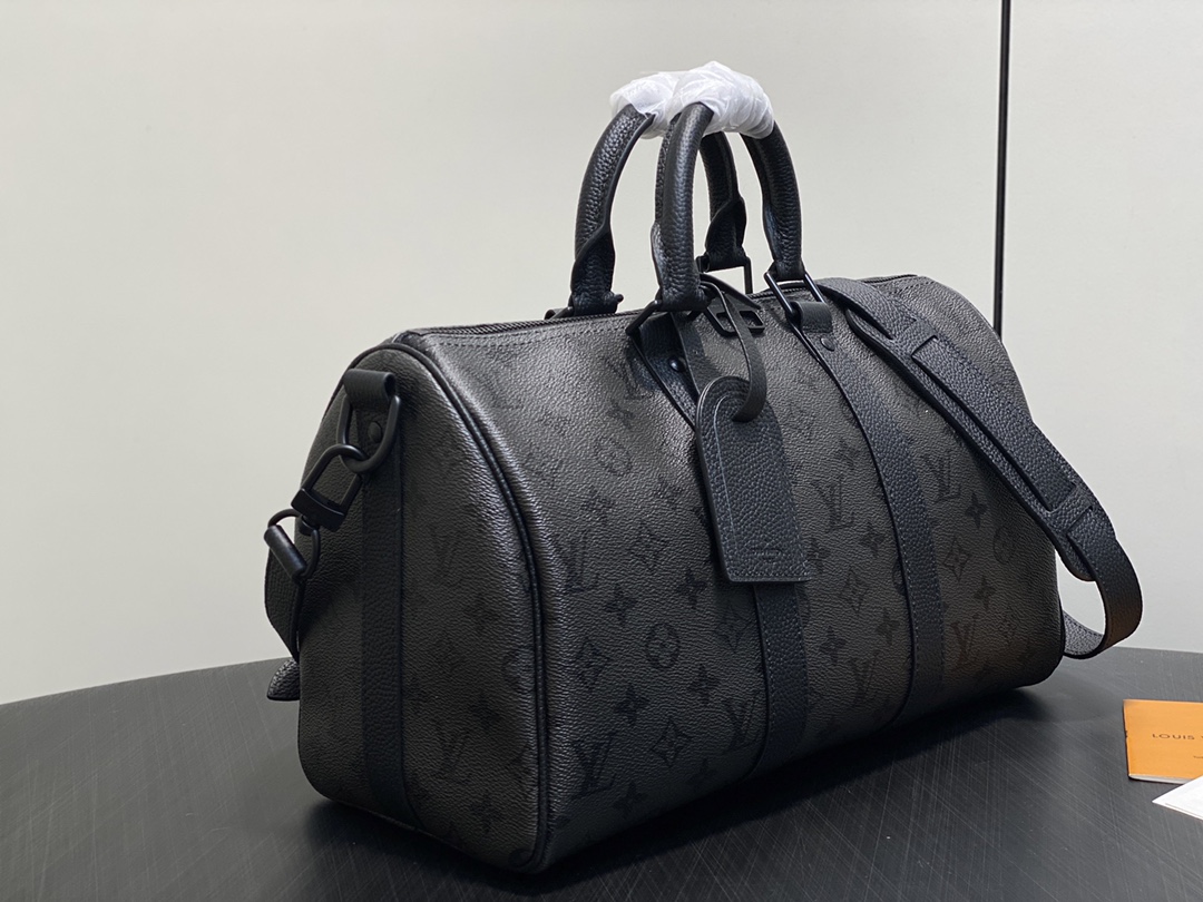 LV Style Black Leather Travel Bag Lookbook Reference image 2