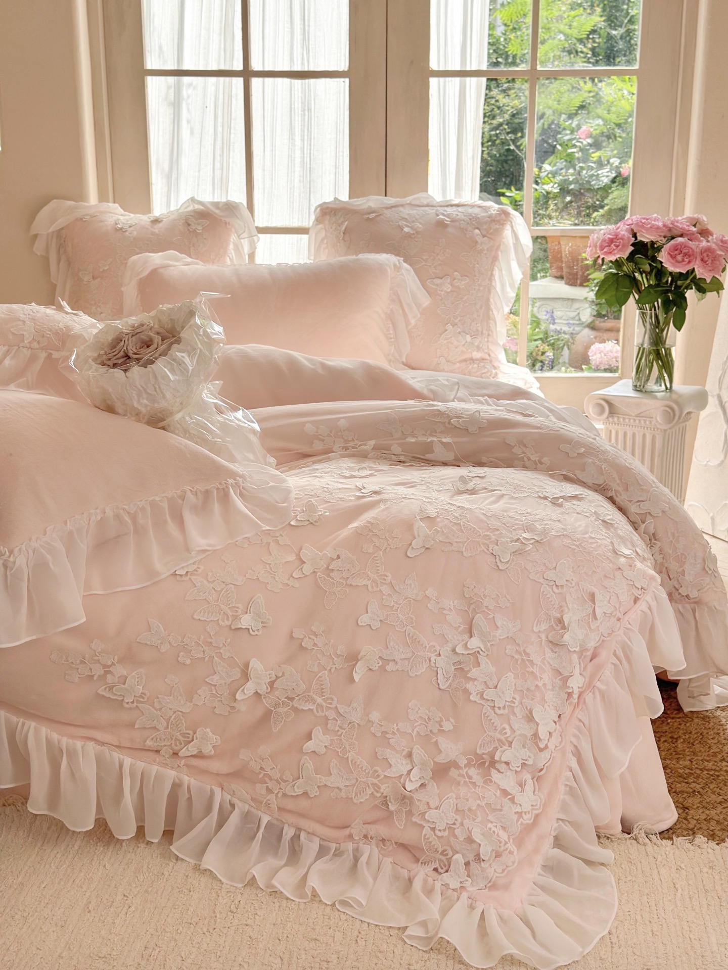 Romantic Floral Milk Velvet Bedding Set with Ruffle Edge - Sky Blue, Pink, Red 5 i1759117251731 1674 0 3