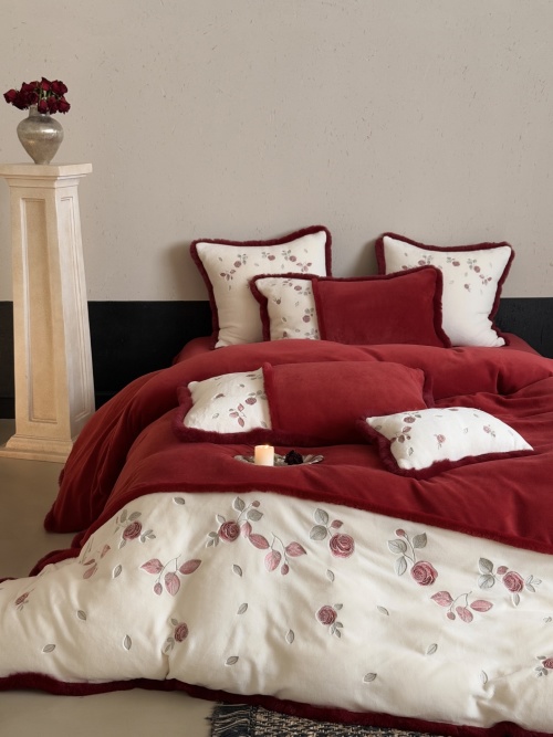 Romantic Rose Embroidered Milk Velvet Bedding Set, High Count - Autumn/Winter 11 Romantic Rose Embroidered Milk Velvet Bedding Set, High Count - Autumn/Winter