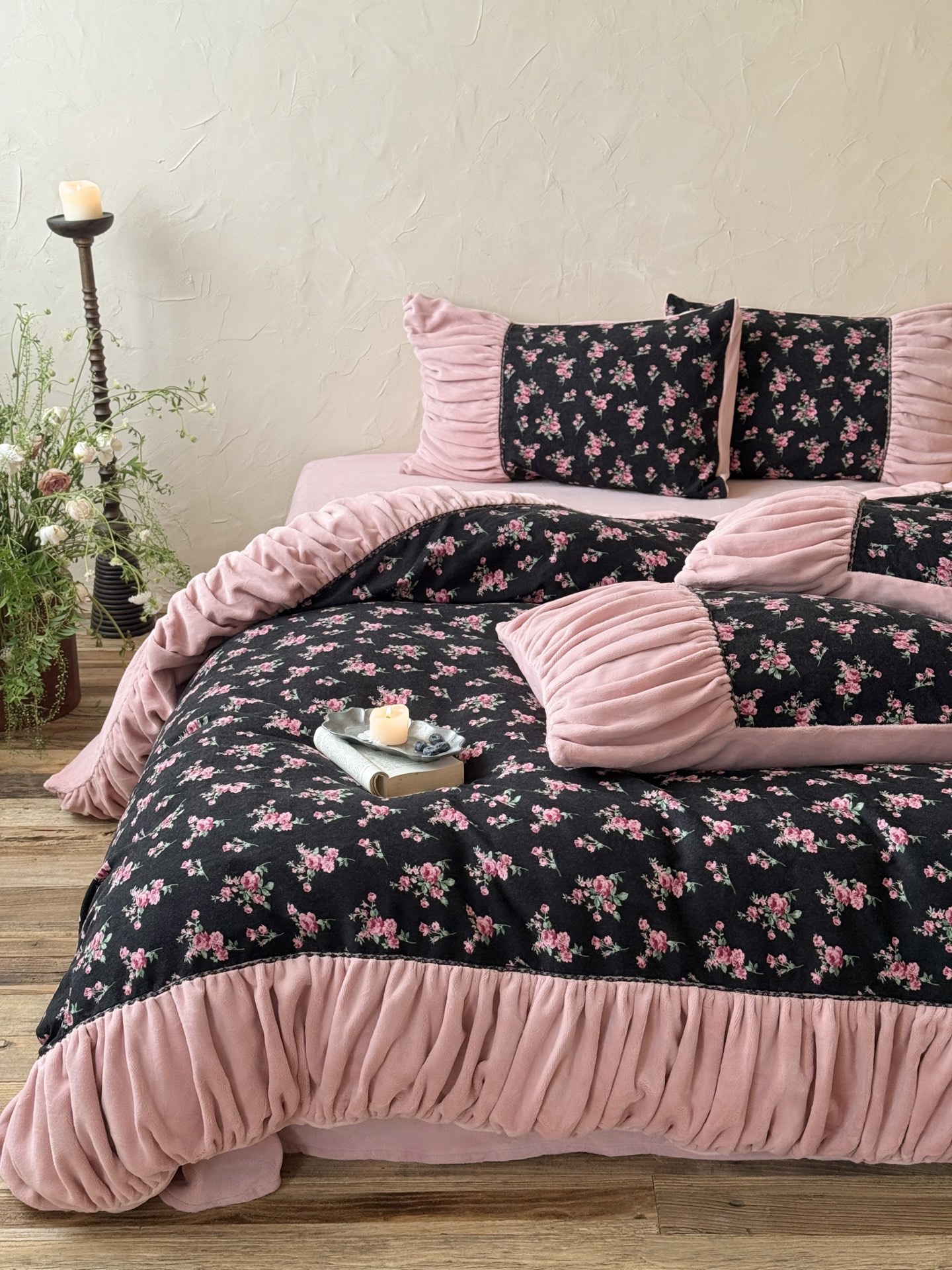 Floral Milk Velvet Bedding Set - Luxury Comfort and Style for Your Bedroom 12 i1760498074844 484 0 10