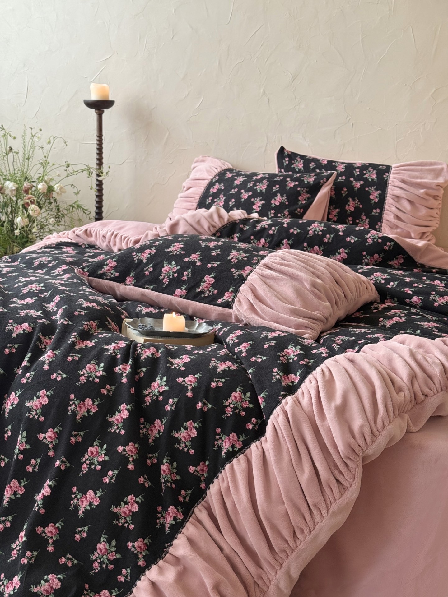 Floral Milk Velvet Bedding Set - Luxury Comfort and Style for Your Bedroom 4 i1760498075206 7763 0 2