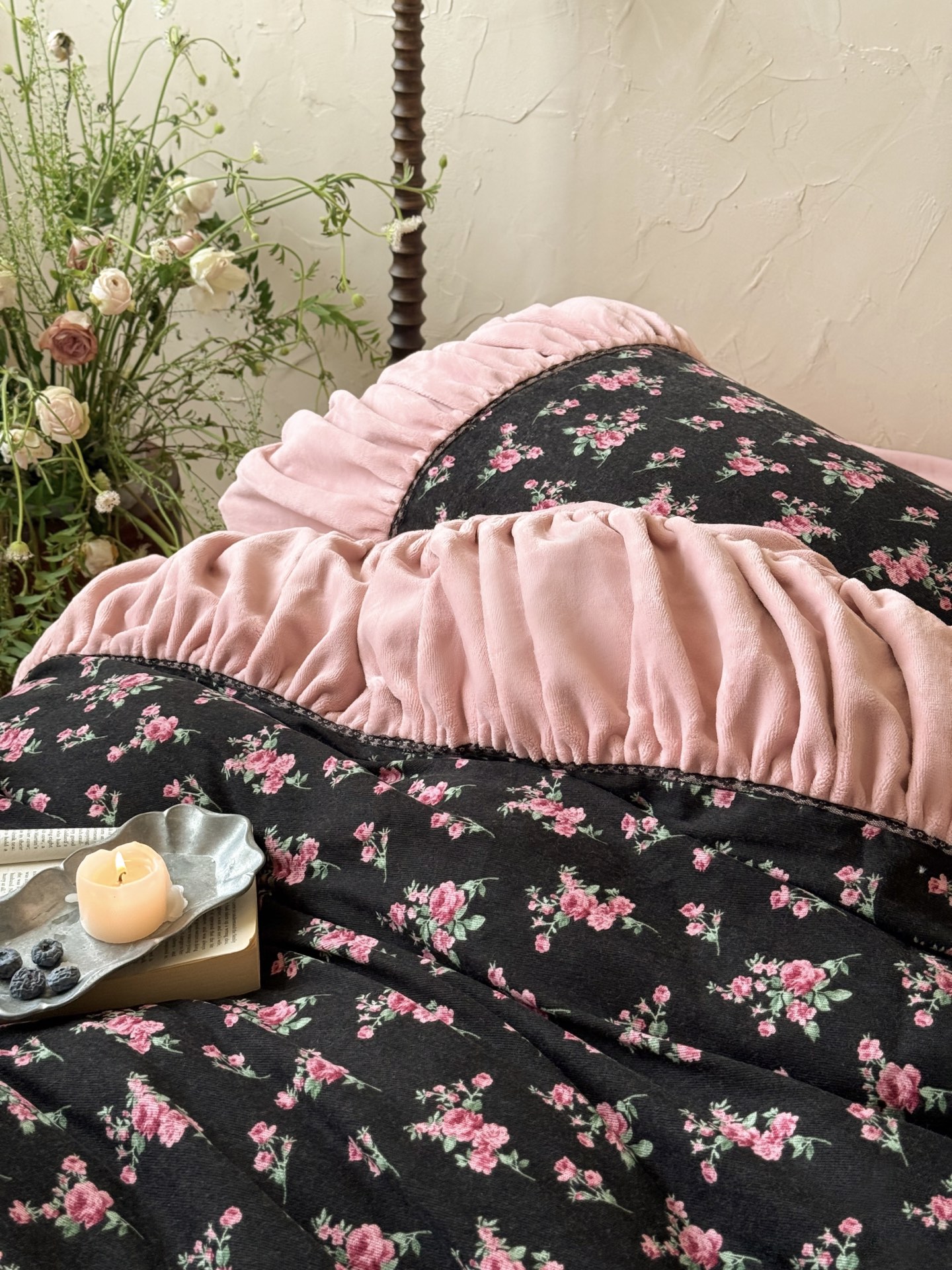Floral Milk Velvet Bedding Set - Luxury Comfort and Style for Your Bedroom 5 i1760498077375 8711 0 3
