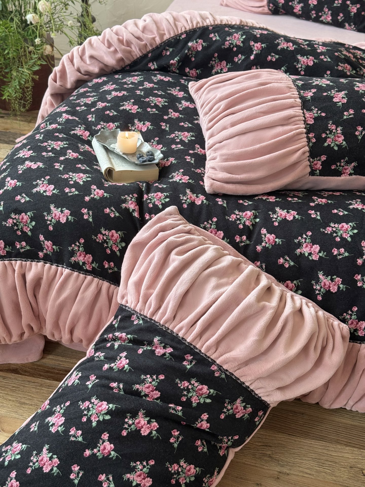 Floral Milk Velvet Bedding Set - Luxury Comfort and Style for Your Bedroom 11 i1760498080129 327 0 9