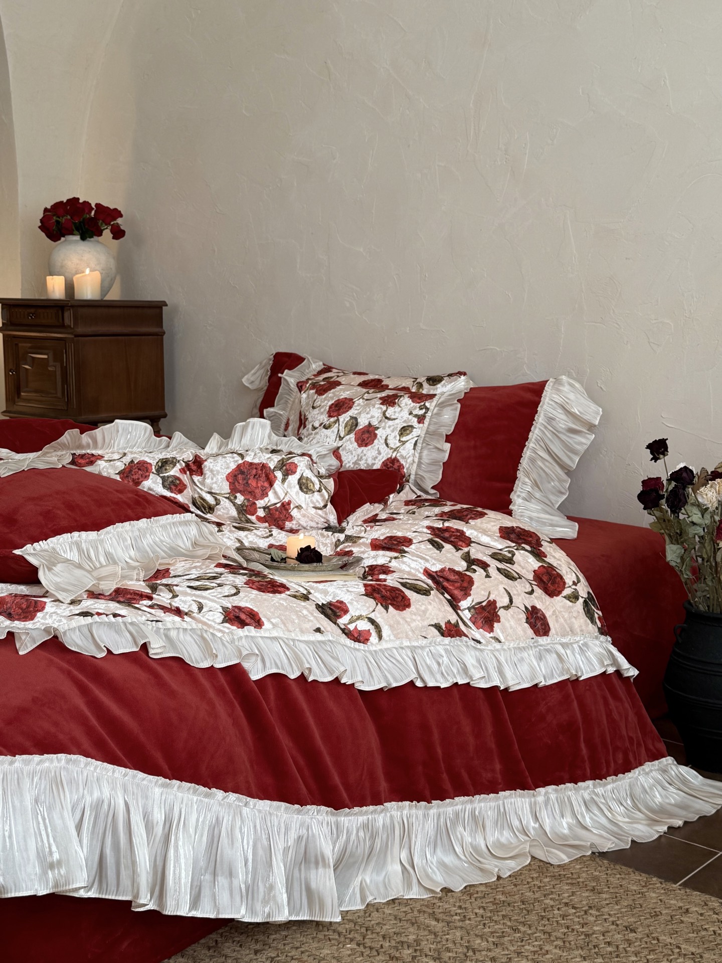 Elegant Rose Print Bedding Set - High-Quality Milk Velvet, Soft and Comfortable 3 i1760498488927 8799 0 1
