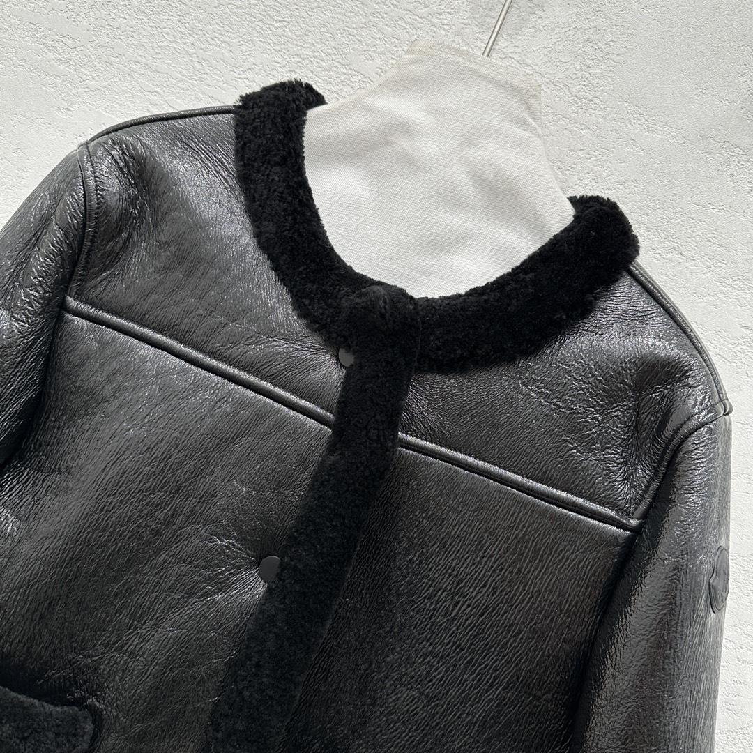 Exclusive Launch: High Quality Moncl*r Coat for Fashionable Young Women - 图片 2