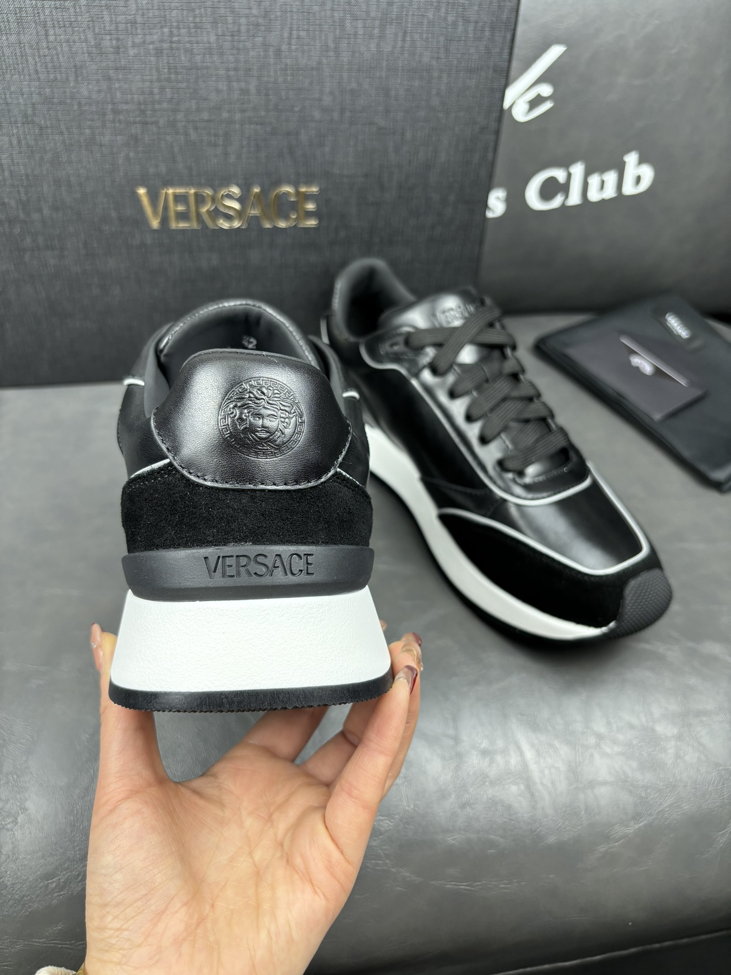 [Primavera y verano nuevo] VERSACE / Versace Hombres Versace Milano 39-44 38.45 personalizado