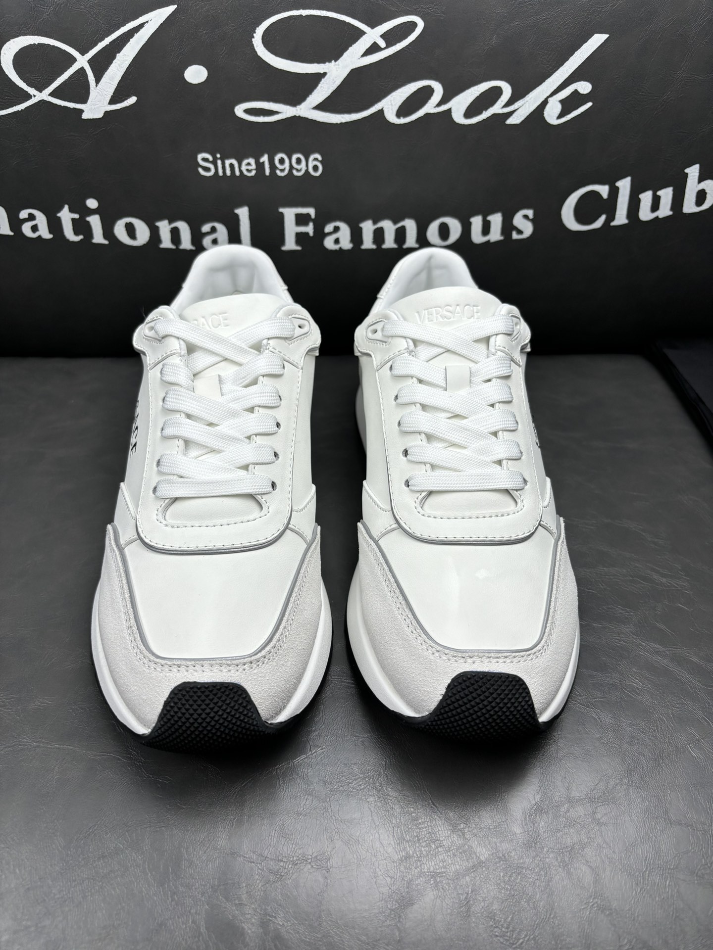 [Primavera y verano nuevo] VERSACE / Versace Hombres Versace Milano 39-44 38.45 personalizado