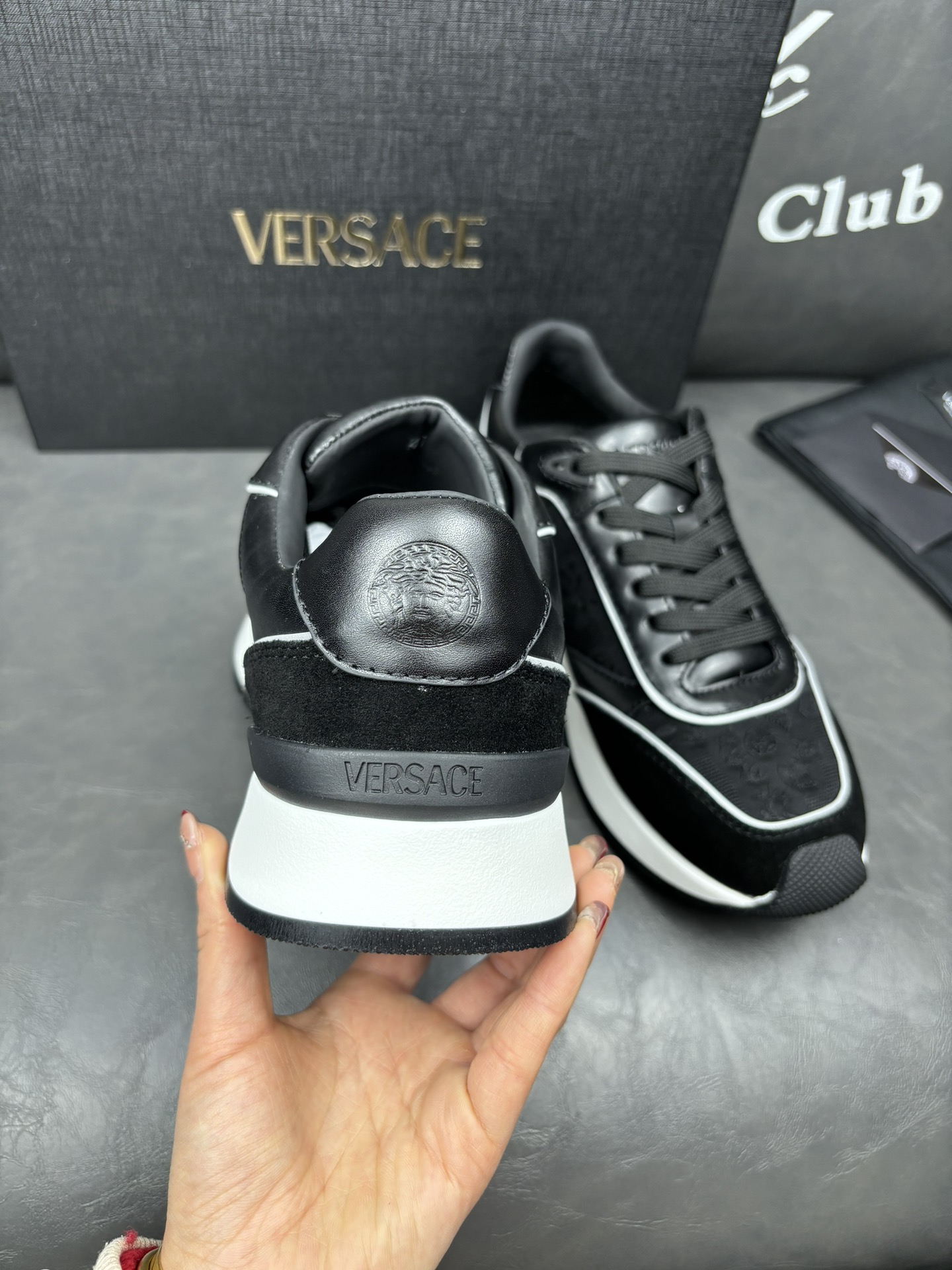 [Primavera y verano nuevo] VERSACE / Versace Hombres Versace Milano 39-44 38.45 personalizado