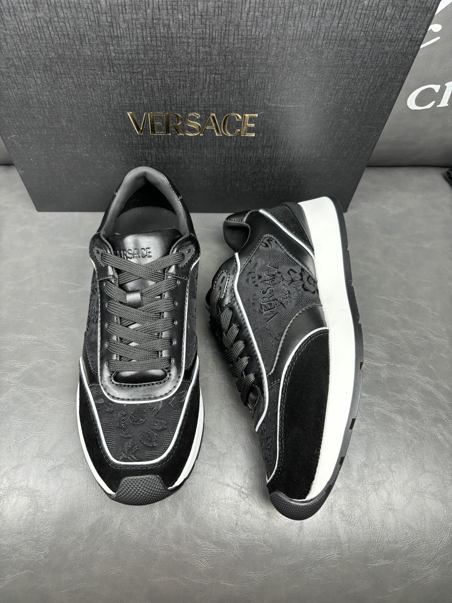 [Primavera y verano nuevo] VERSACE / Versace Hombres Versace Milano 39-44 38.45 personalizado