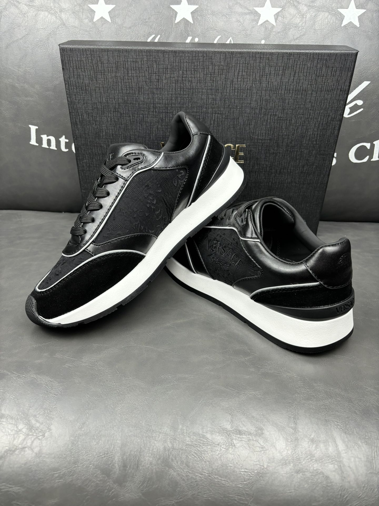 [Primavera y verano nuevo] VERSACE / Versace Hombres Versace Milano 39-44 38.45 personalizado
