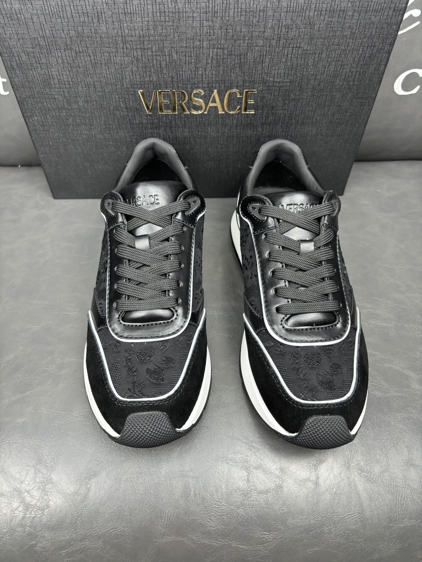 [Primavera y verano nuevo] VERSACE / Versace Hombres Versace Milano 39-44 38.45 personalizado