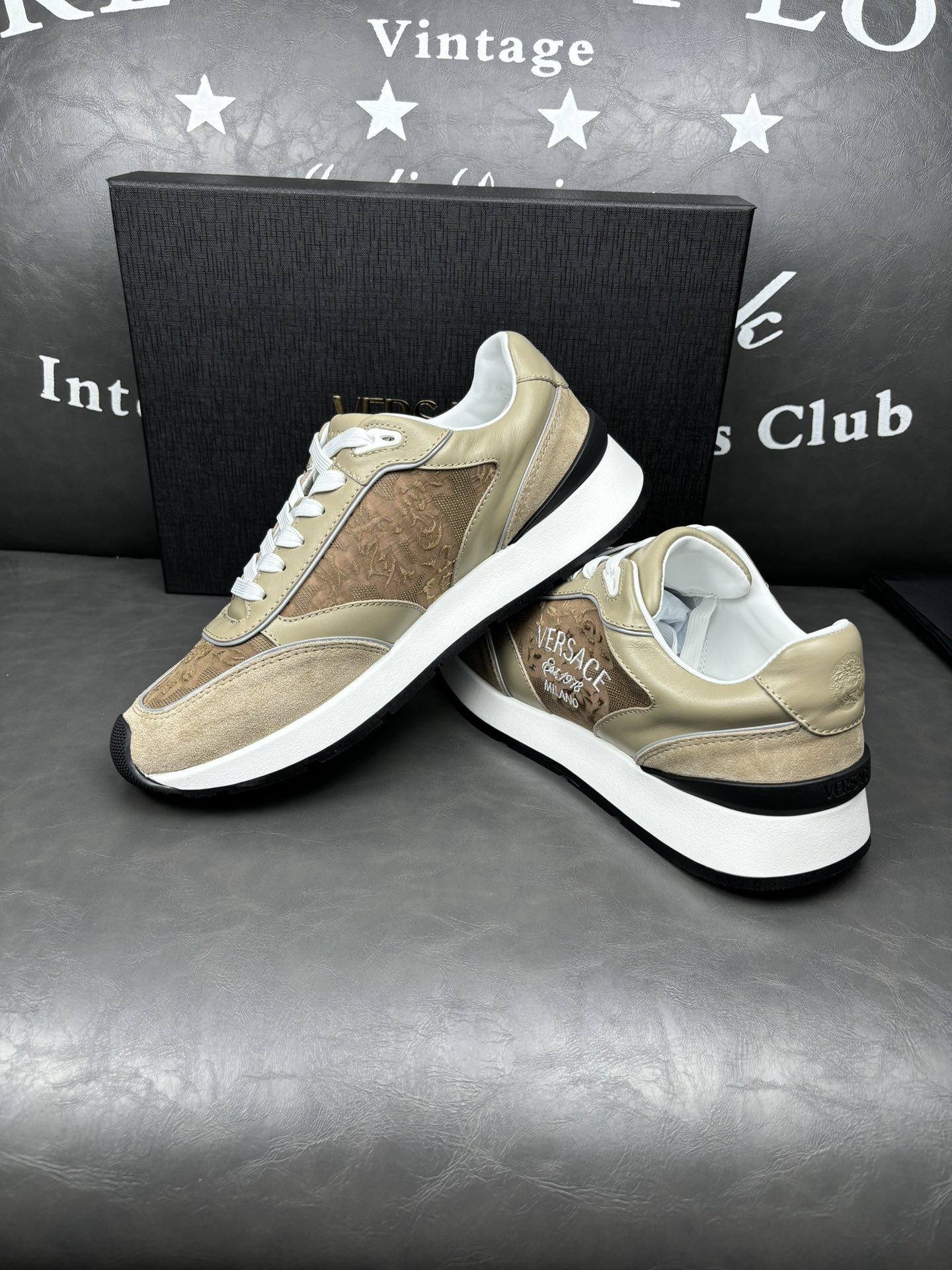 [Primavera y verano nuevo] VERSACE / Versace Hombres Versace Milano 39-44 38.45 personalizado